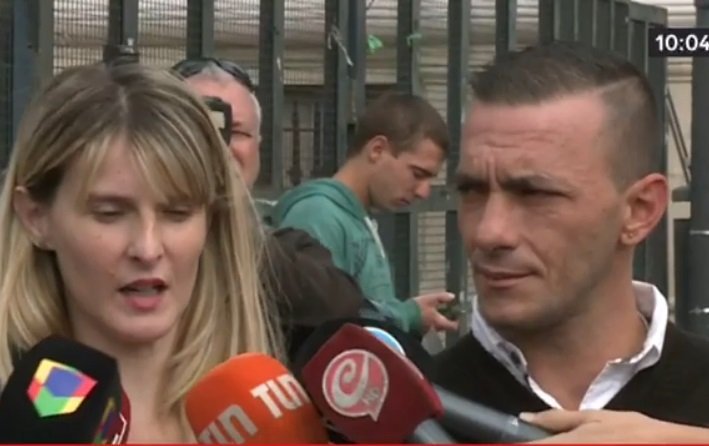 Los padres de Brian declaran a la prensa. | Foto: YouTube/YouTube C5N Los padres de Brian declaran a la prensa. | Foto: YouTube/YouTube C5N