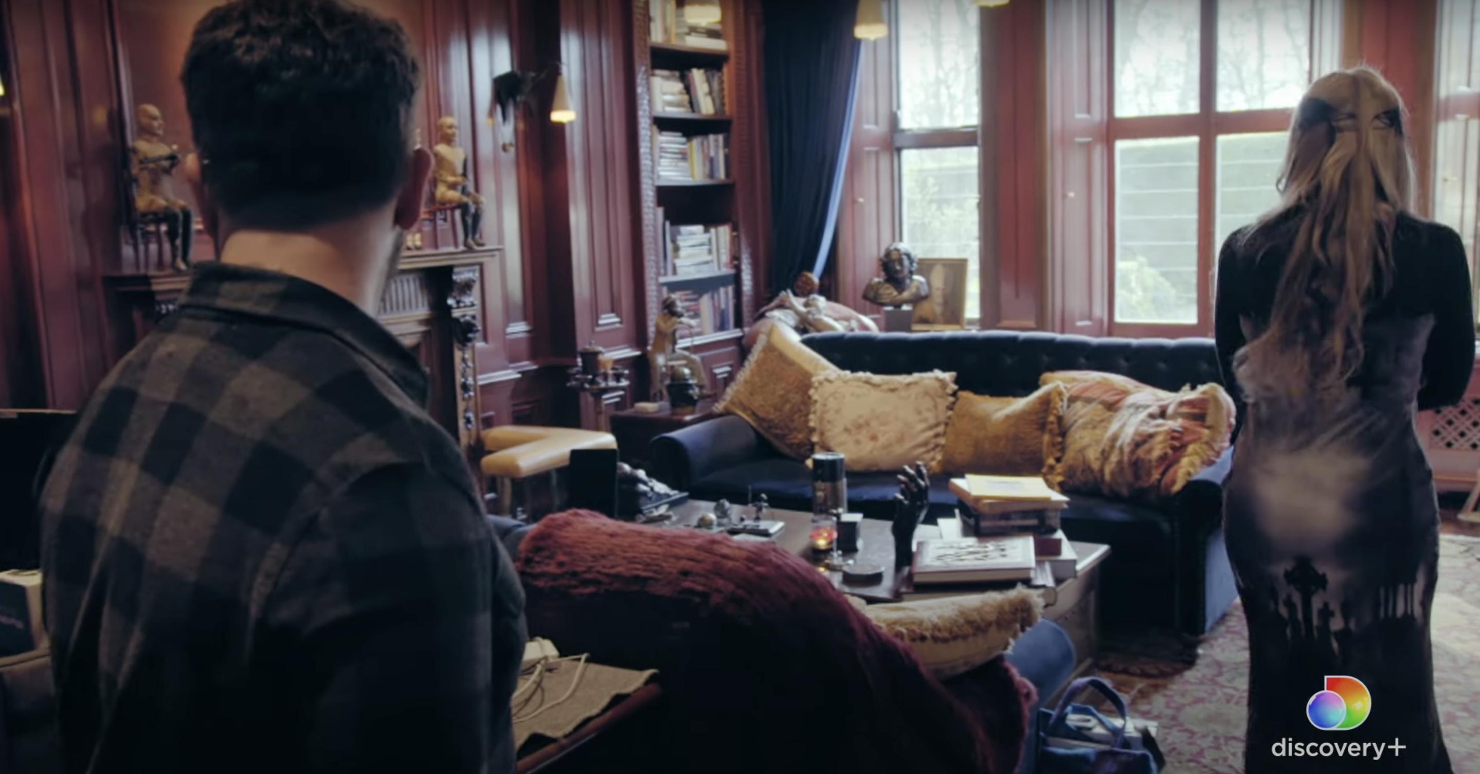 Jack Osbourne explores their family home in Buckinghamshire, UK, as posted on October 3, 2022 | Source: YouTube/discovery plus