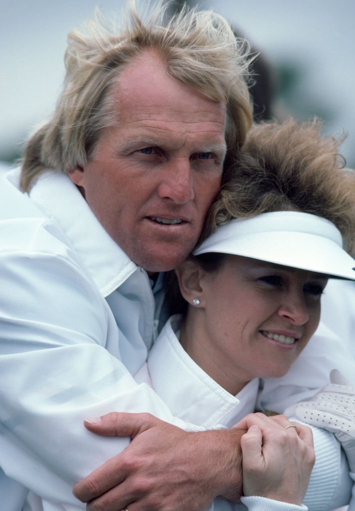 Australian golfer Greg Norman with his wife Laura Andrassy, circa 1987 | Photo: Getty Images