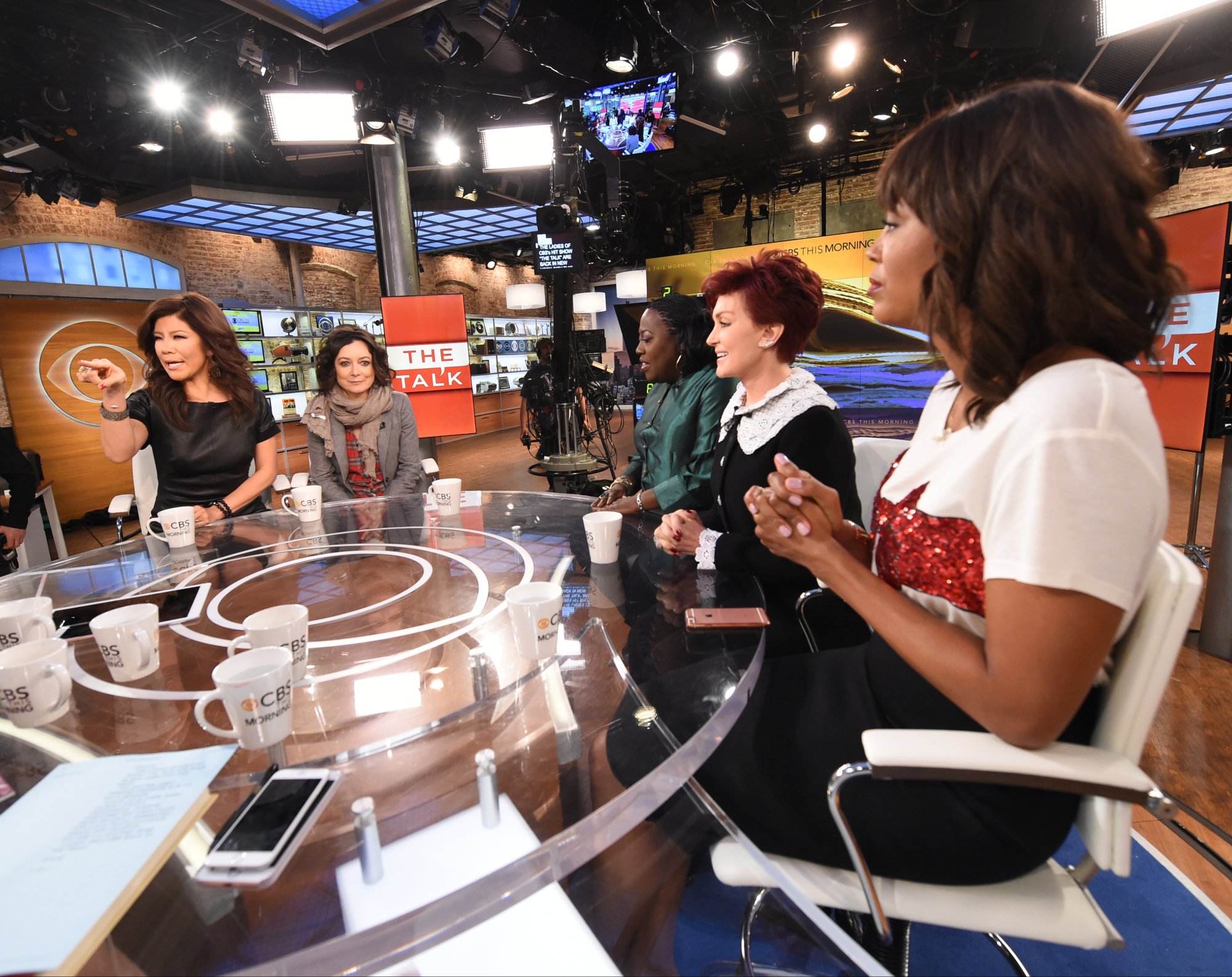 The co-hosts of “The Talk,” Julie Chen, Sara Gilbert, Sheryl Underwood, Sharon Osbourne, and Aisha Tyler visit “CBS This Morning” on Tuesday, December 8, 2015. | Source: Getty Images