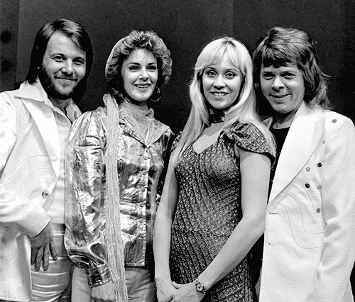 ABBA in AVRO's TopPop (Dutch television show) in 1974 | Photo: Wikimedia Commons