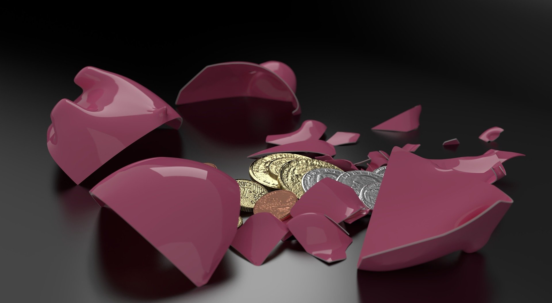 A broken piggy bank. | Source: Pixabay.