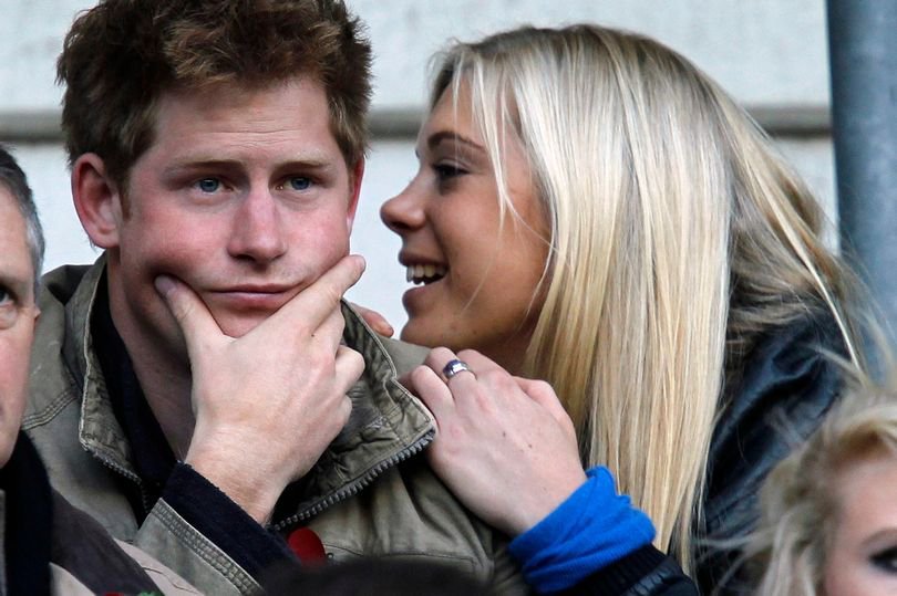 Image Credit: Twitter/dailymirror Image Credit: Twitter/dailymirror