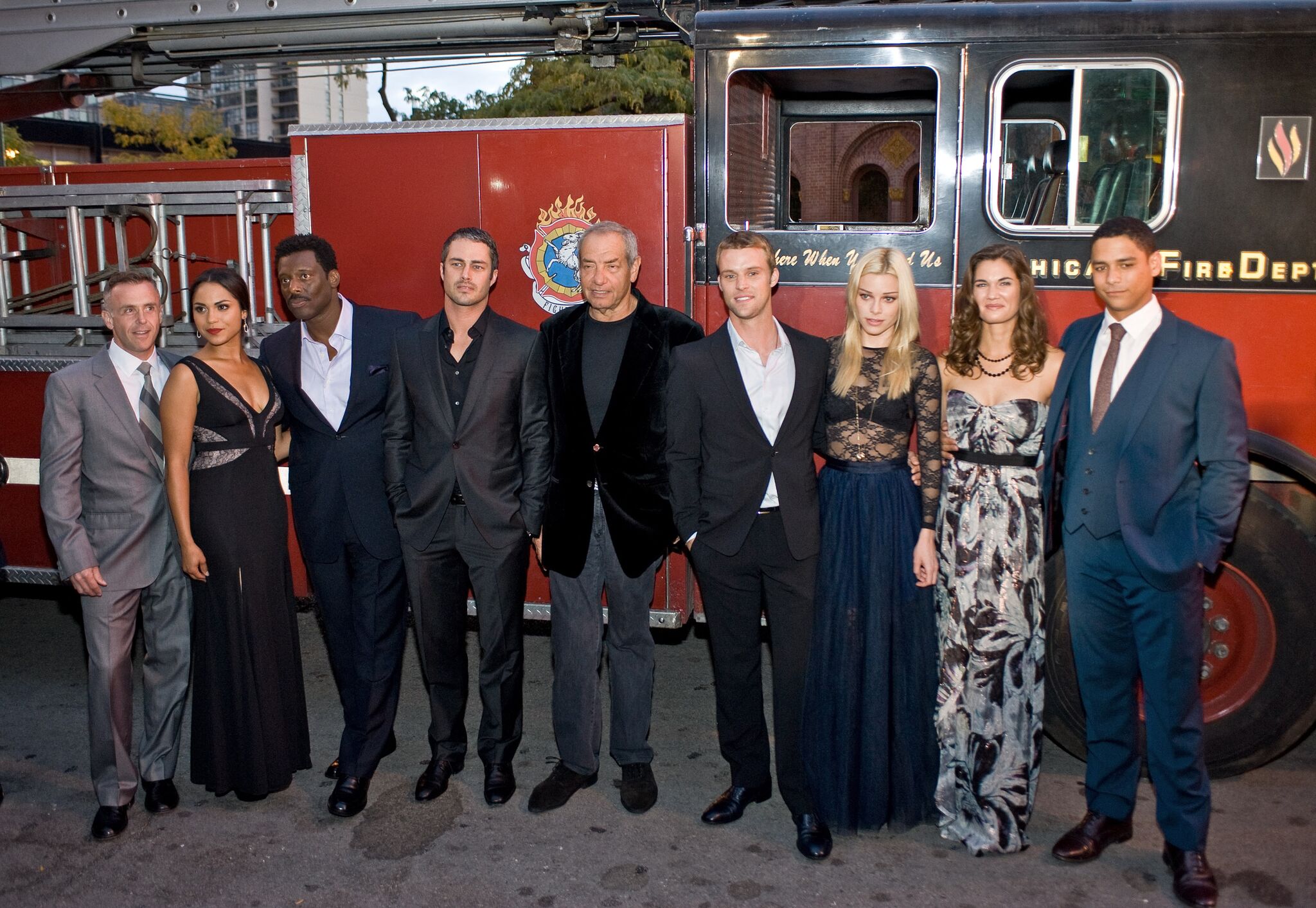 The cast and crew of NBC's "Chicago Fire" arrives at the premiere at the Chicago History Museum | Photo: Getty Images