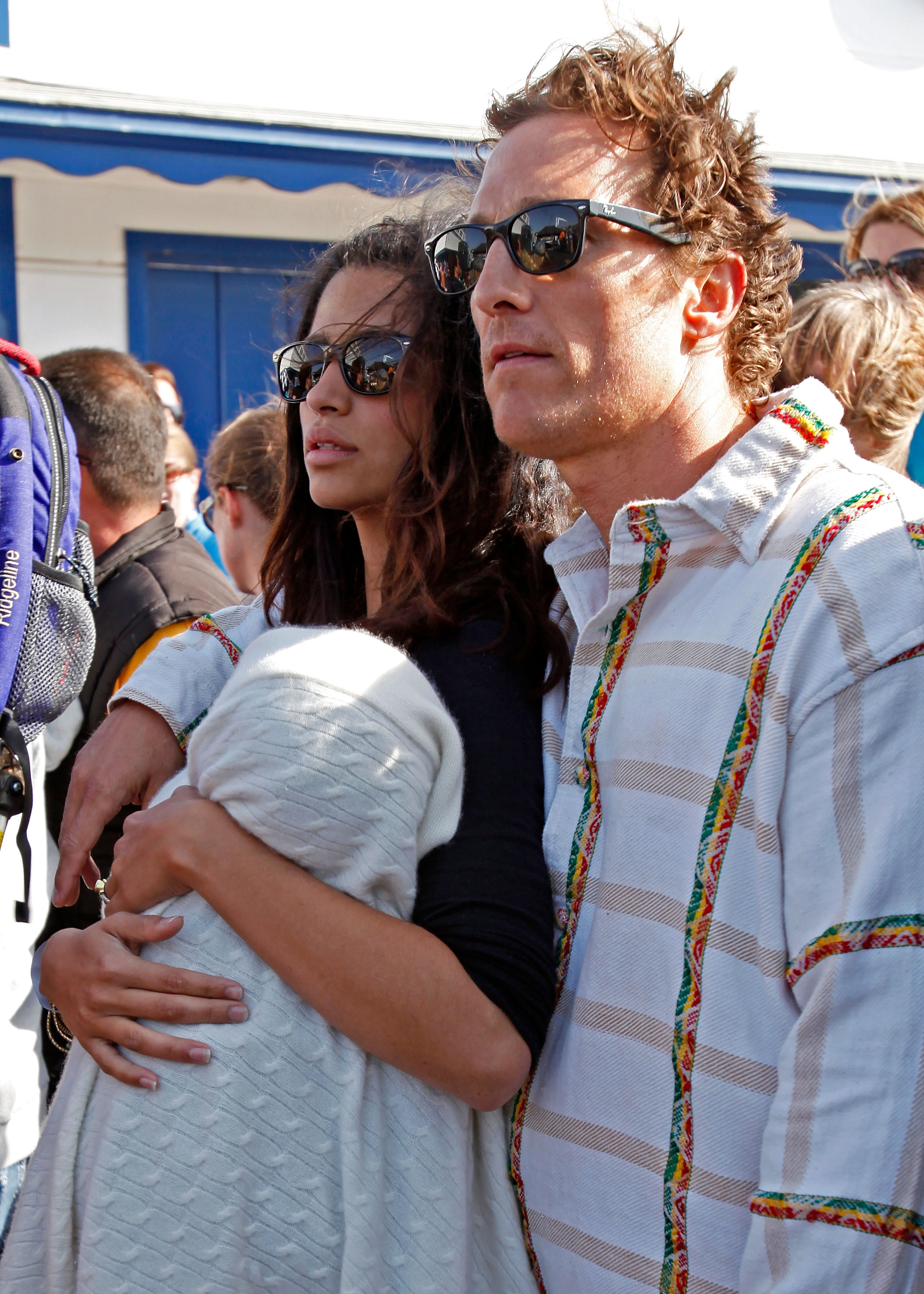 Camila, Levi and Matthew McConaughey at the MaliBLUE Art & Music Festival in Malibu, California on April 26, 2009 | Source: Getty Images
