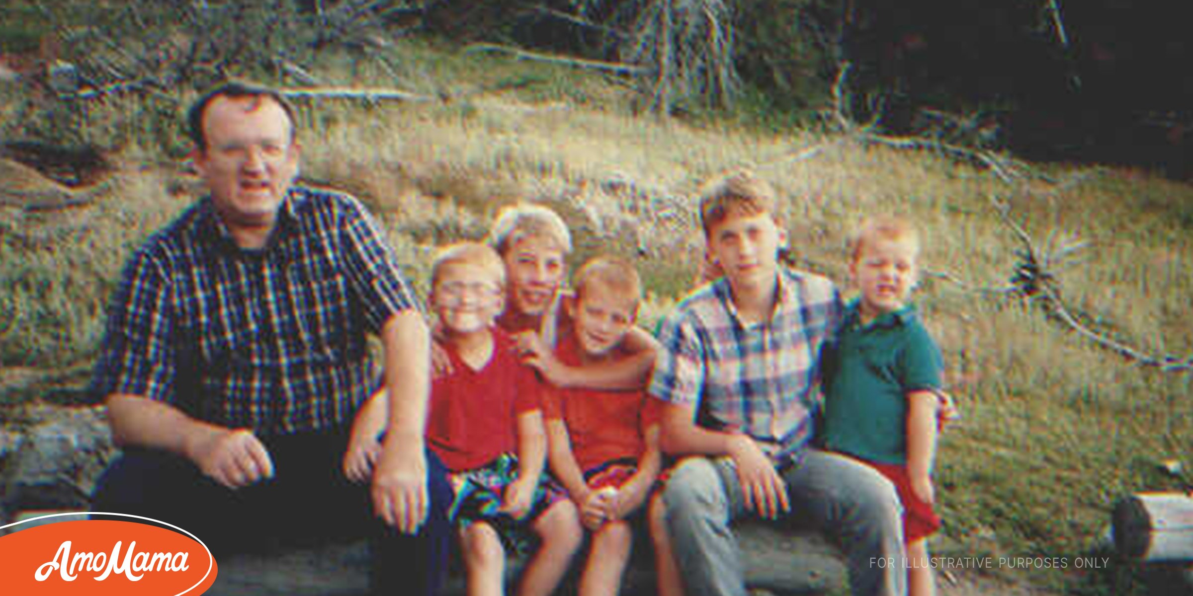 Single Dad of 5 Boys Takes Care of Older Neighbor, One Day Gets 25k