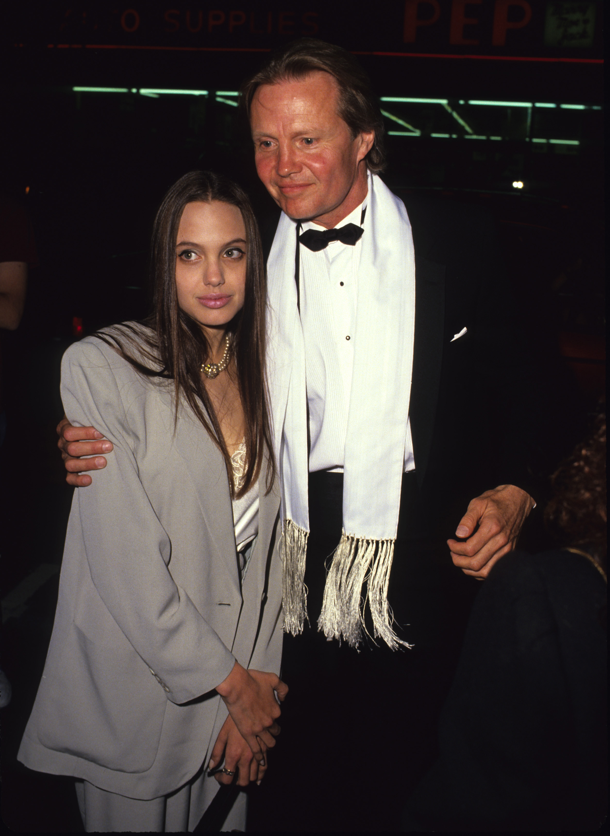 Angelina Jolie and Jon Voight photographed on January 1, 1980 | Source: Getty Images