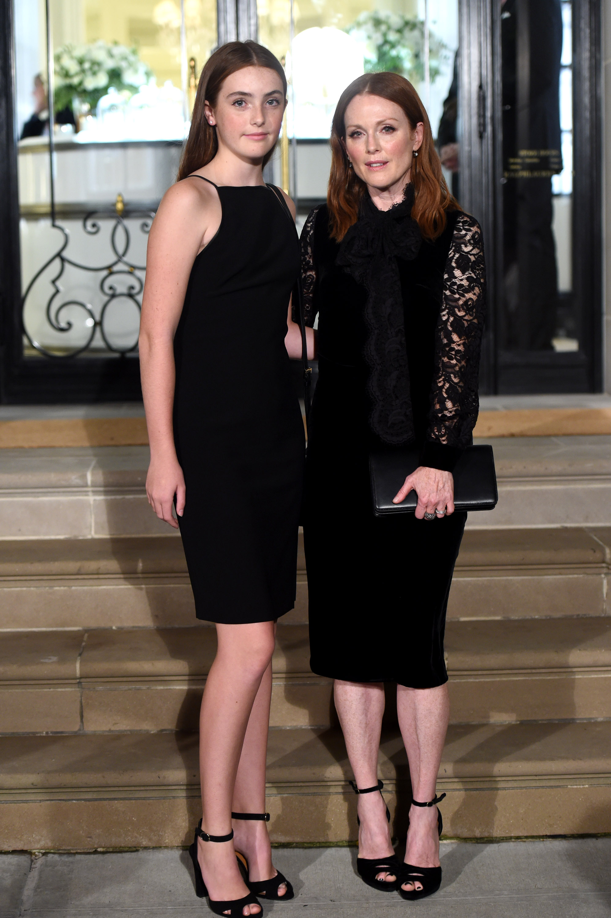 Liv Freundlich and Julianne Moore attend the Ralph Lauren fashion show on September 14, 2016 | Source: Getty Images