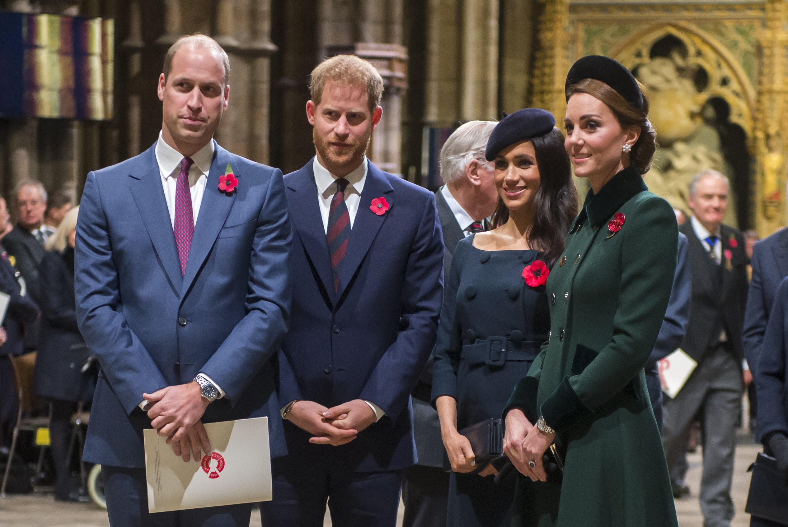El príncipe William, el príncipe Harry, Meghan Markle y Kate Middleton llegan a la Abadía de Westminster para asistir a un servicio para conmemorar el centenario del Armisticio el 11 de noviembre de 2018 en Londres. / Foto: Getty Images