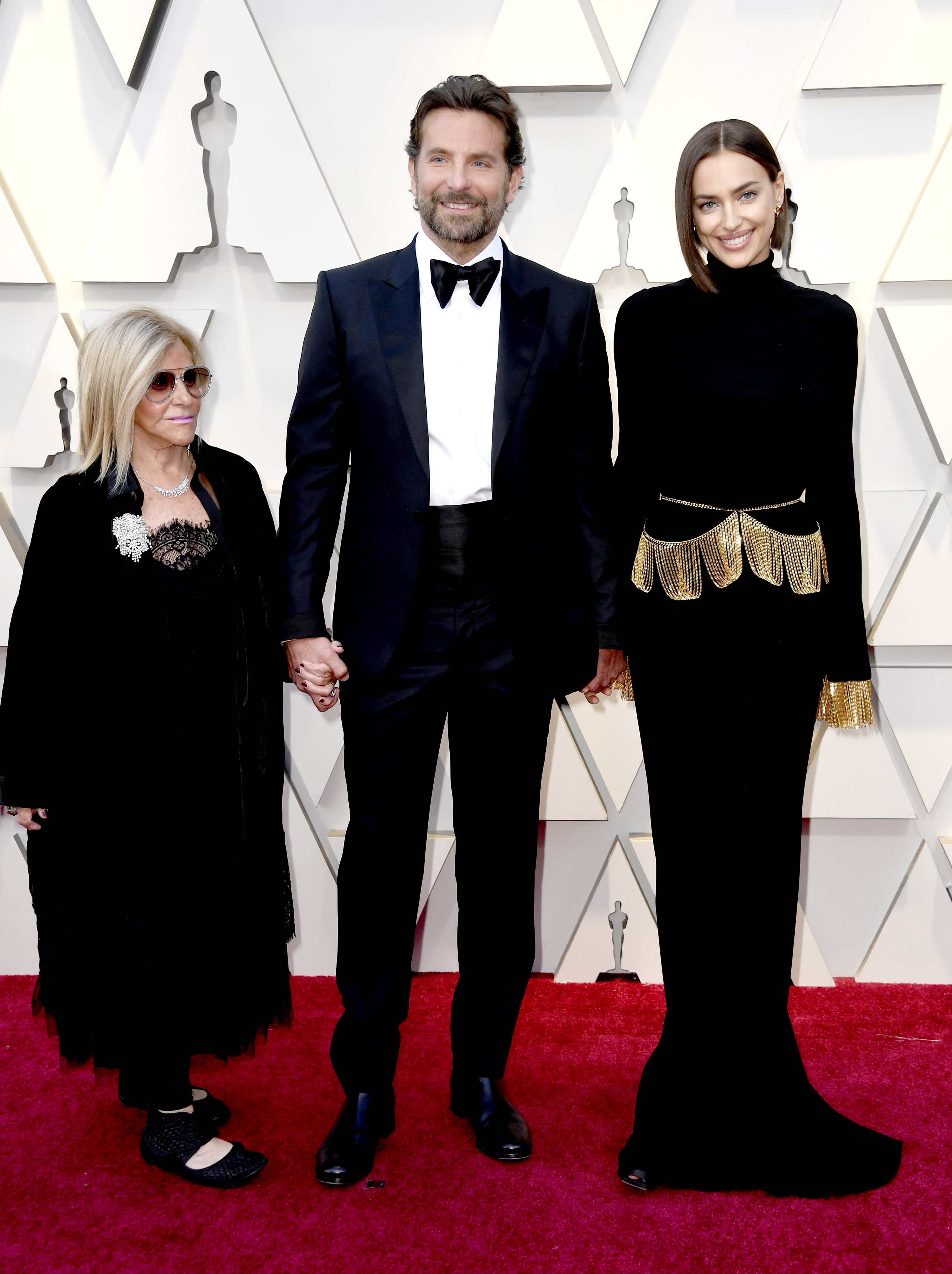 Gloria Campano, Bradley Cooper e Irina Shayk en la 91ª Entrega Anual de los Premios de la Academia en Hollywood y Highland el 24 de febrero de 2019 en Hollywood, California. | Foto: Getty Images