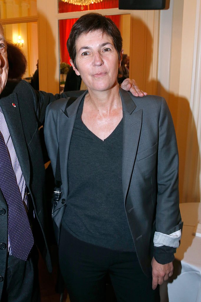 Christine Angot assiste à l'annonce du lauréat du Prix littéraire "Décembre" à la Maison de L'Amérique Latine le 2 novembre 2015 à Paris, France. | Photo : Getty Images Christine Angot assiste à l'annonce du lauréat du Prix littéraire "Décembre" à la Maison de L'Amérique Latine le 2 novembre 2015 à Paris, France. | Photo : Getty Images