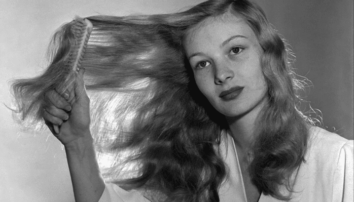 Promotional photo of Veronica Lake | Photo: YouTube/Sussex Daily News Ver.2