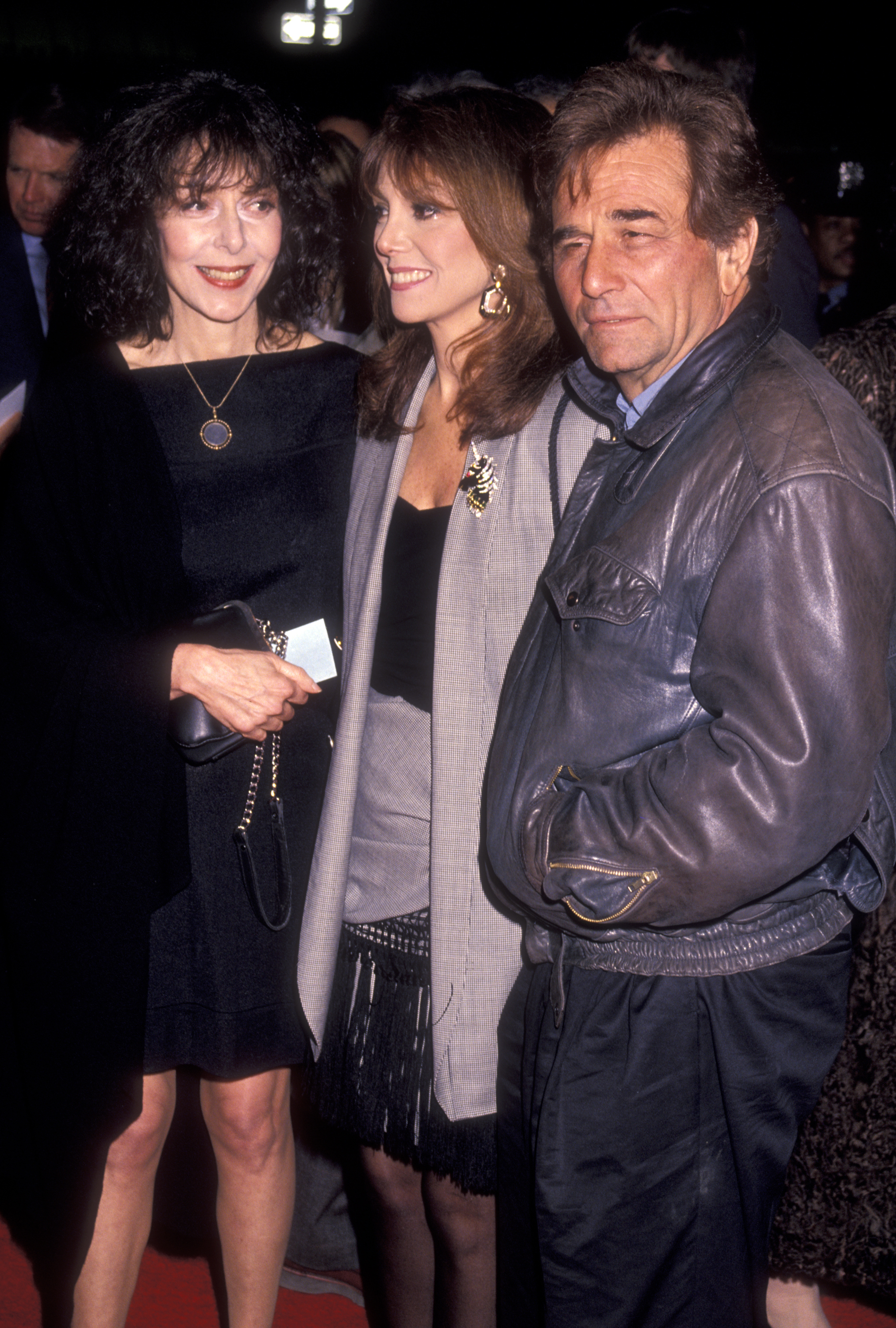 Actors Elaine May, Peter Falk, and Marlo Thomas at the premiere of "In The Spirit" on April 3, 1990, at Loew's Tower Theater in New York | Source: Getty Images