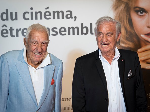 Charles Gérard, Samy Naceri et Jean-Paul Belmondo assistent aux Trophées du Bien Etre de Beautysane le 26 septembre 2016 à Paris. | Photo : Getty Images
