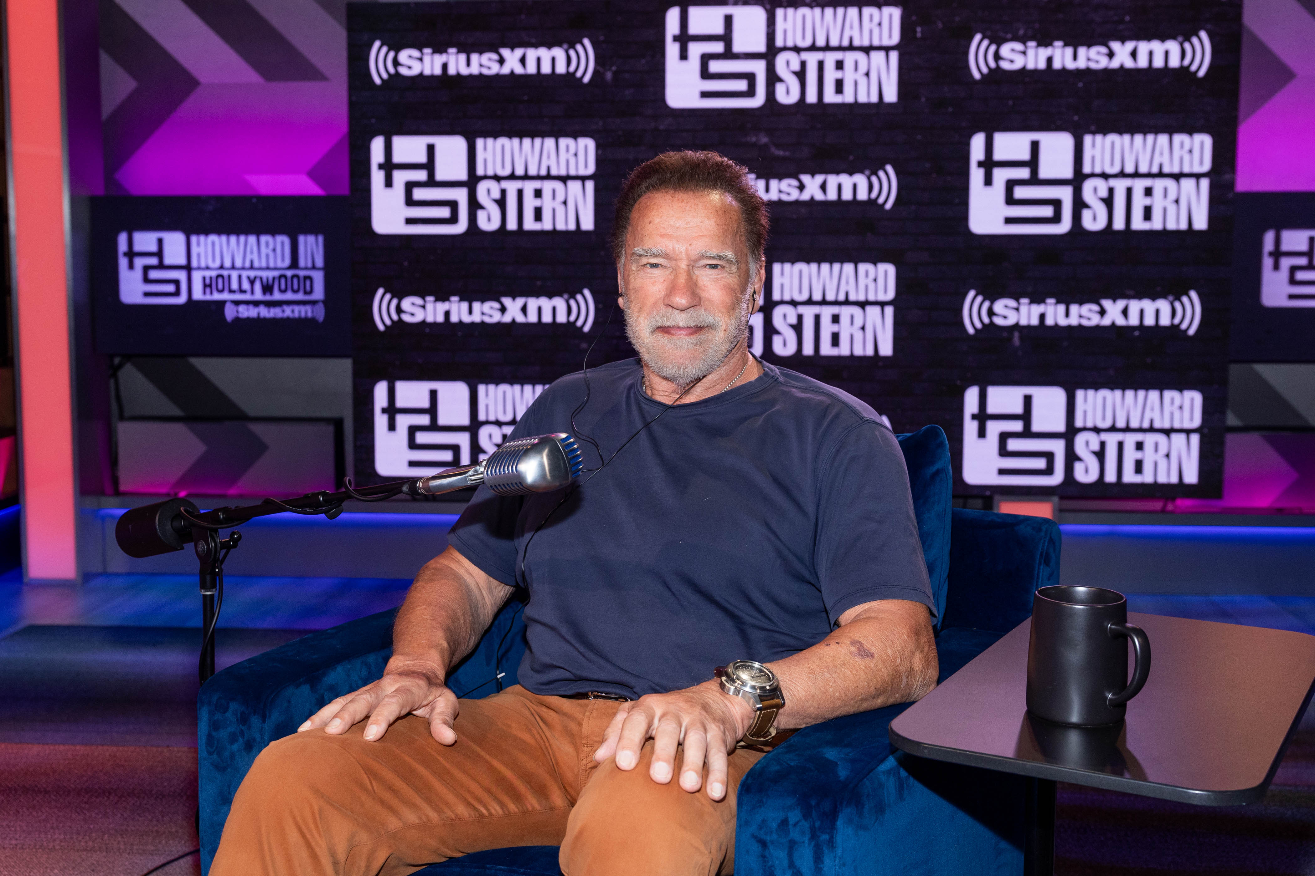 Arnold Schwarzenegger visits SiriusXM's "The Howard Stern Show" at SiriusXM Studios in Los Angeles, California on October 04, 2023 | Source: Getty Images