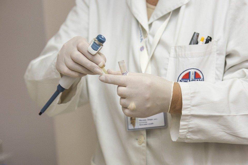 Especialista médico / Imagen tomada de: Pixabay Especialista médico / Imagen tomada de: Pixabay