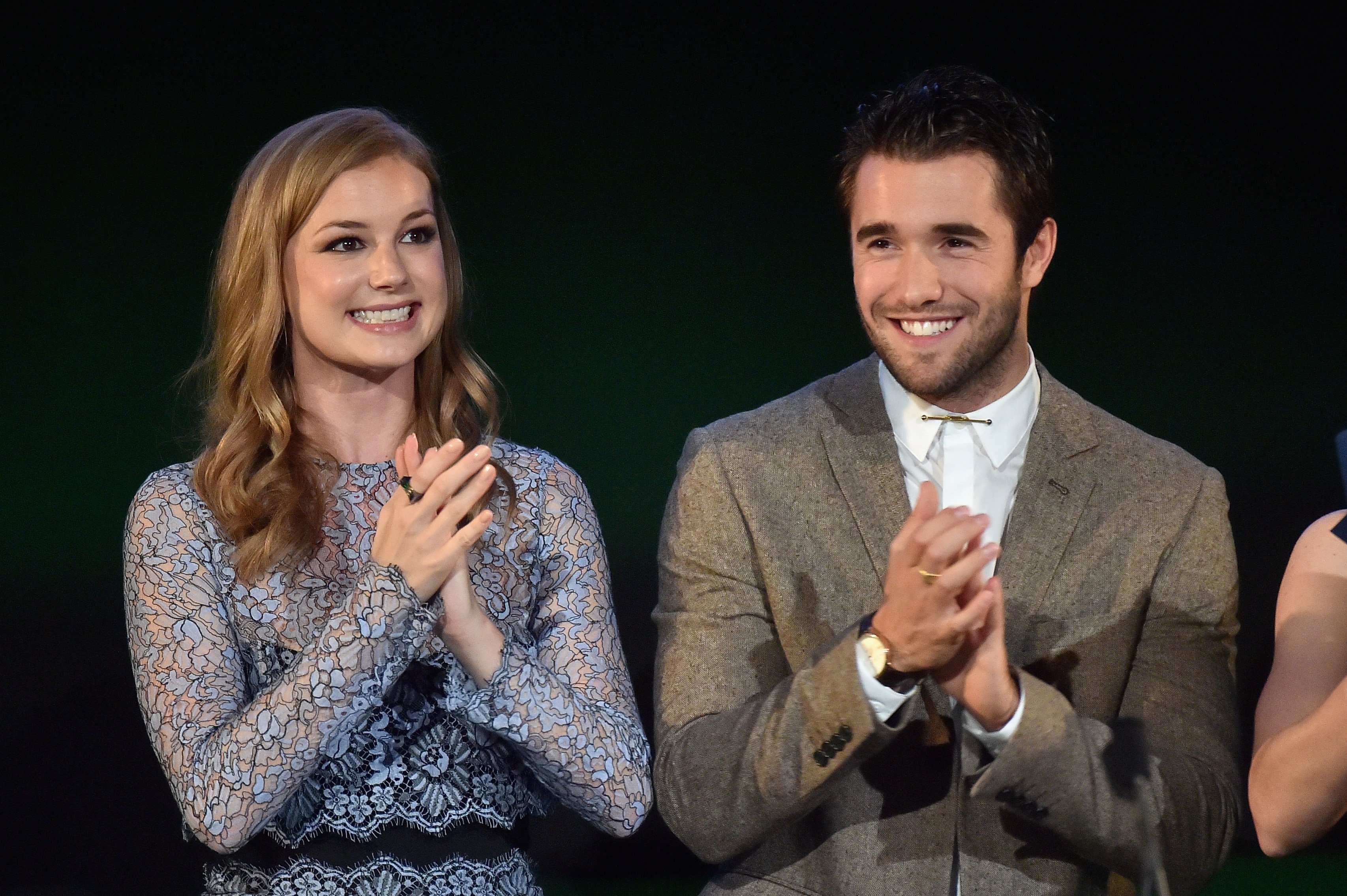 Emily VanCamp and her husband Joshua Bowman speak at the 24th Annual Environmental Media Awards at Warner Bros. Studio on October 18, 2014 in Burbank, California | Photo: Getty Images