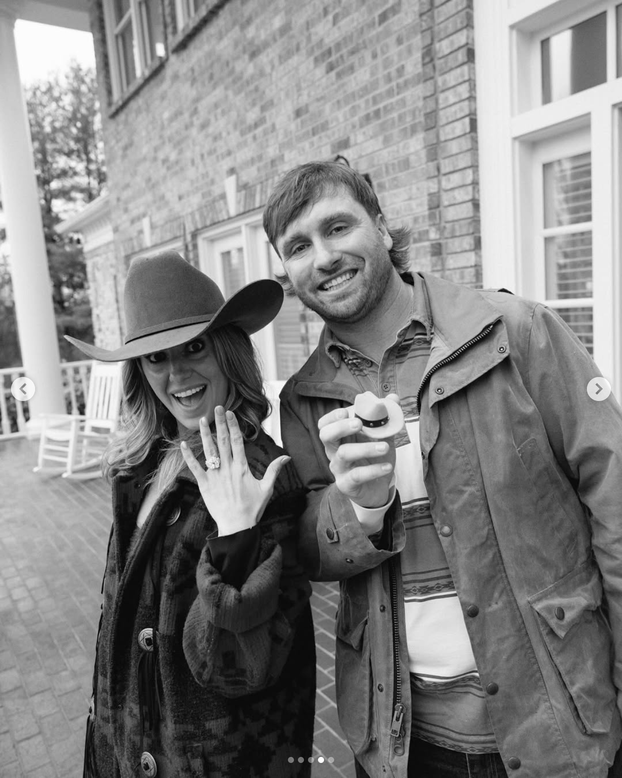 Lainey and Devlin Hodges showing off their engagement ring | Source: Instagram/laineywilson