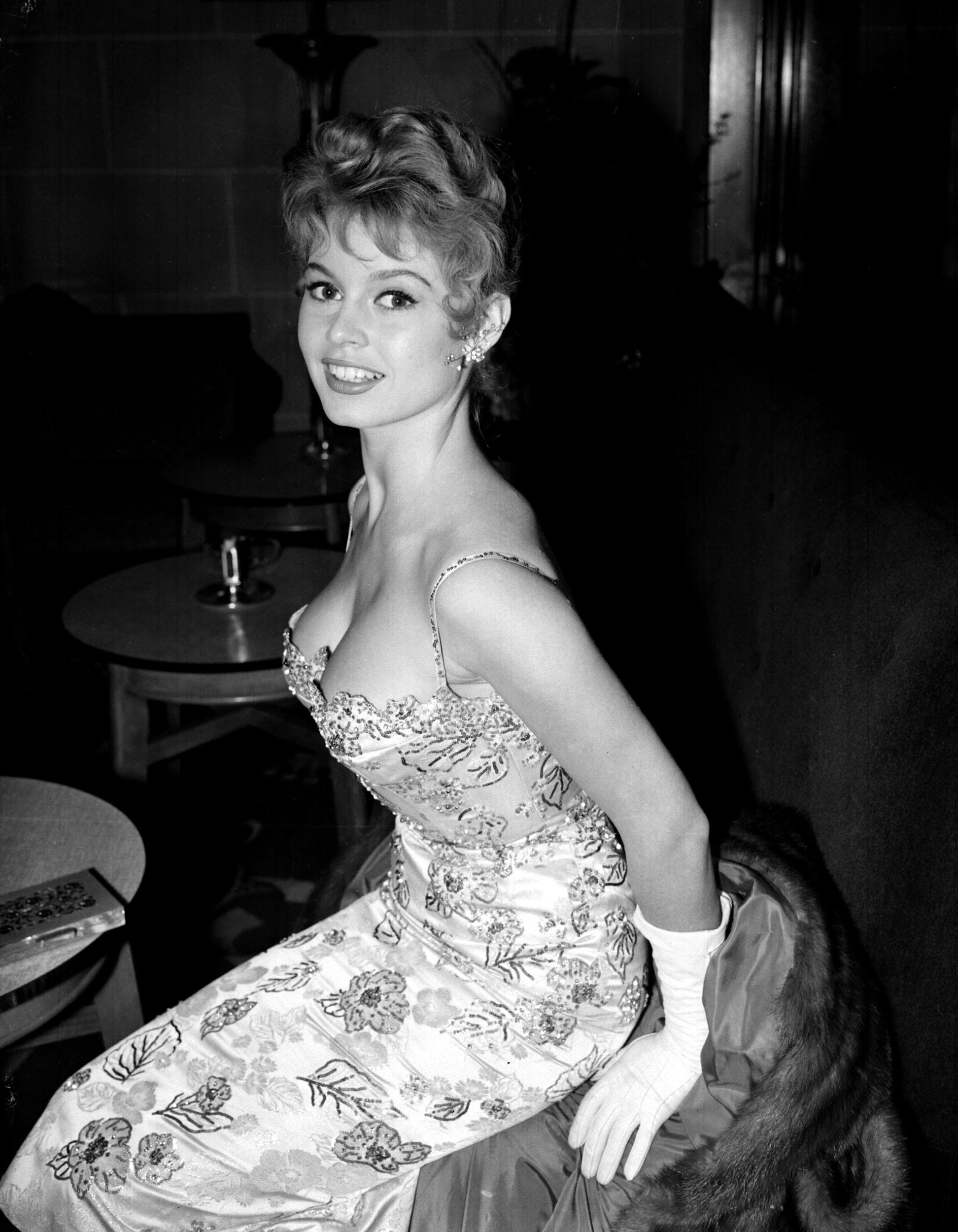 Brigitte Bardot at the Cafe Royal on October 27, 1956 in London. | Source: Getty Images