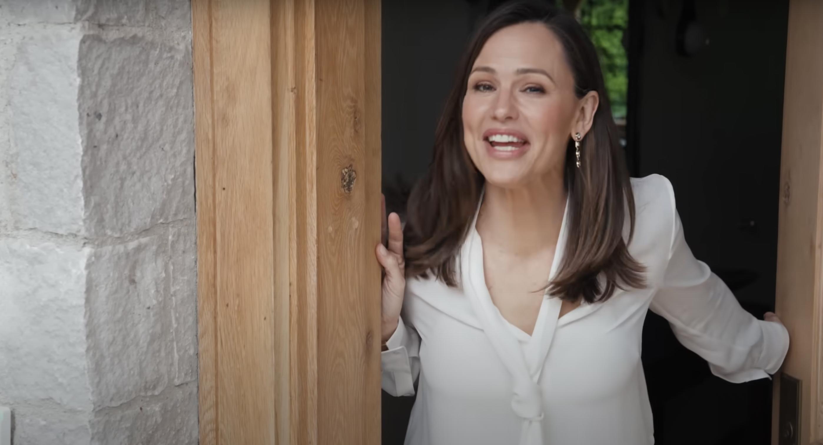 Jennifer Garner, dated September 3, 2024 | Source: YouTube/@Archdigest