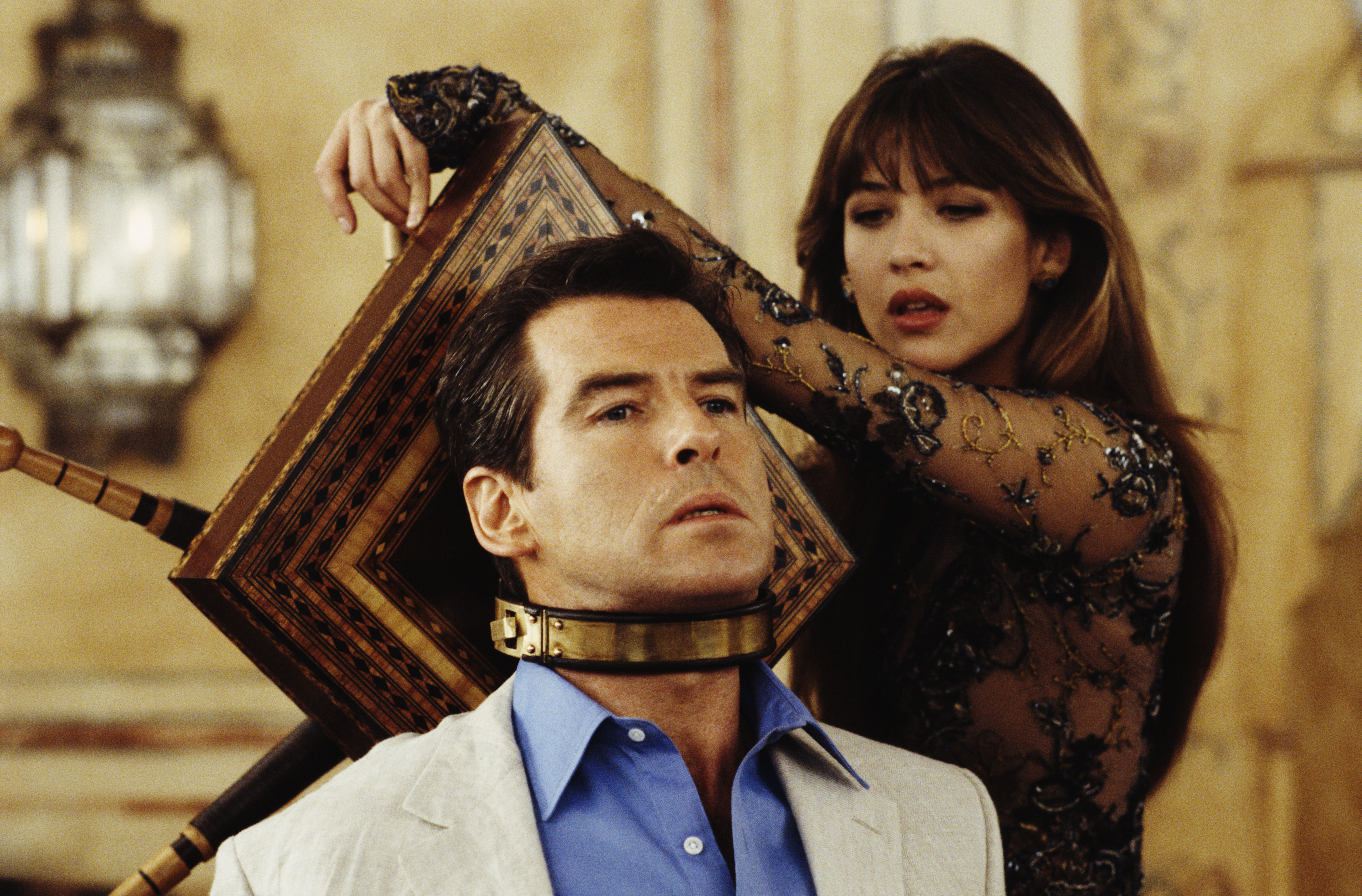 Pierce Brosnan Sophie Marceau "The World Is Not Enough," 1999 | Source: Getty Images