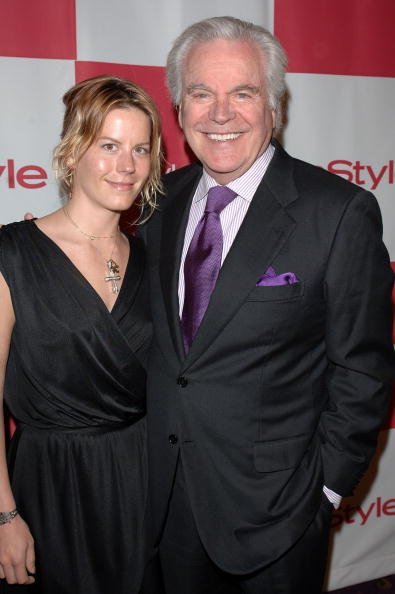 Robert Wagner (R) and daughter Courtney Wagner attend the In Style party celebrating the publication of Joyce Ostin's book "A Tribute to Hollywood Dads" at Spago on May 17, 2007, in Beverly Hills, California. | Source: Getty Images.