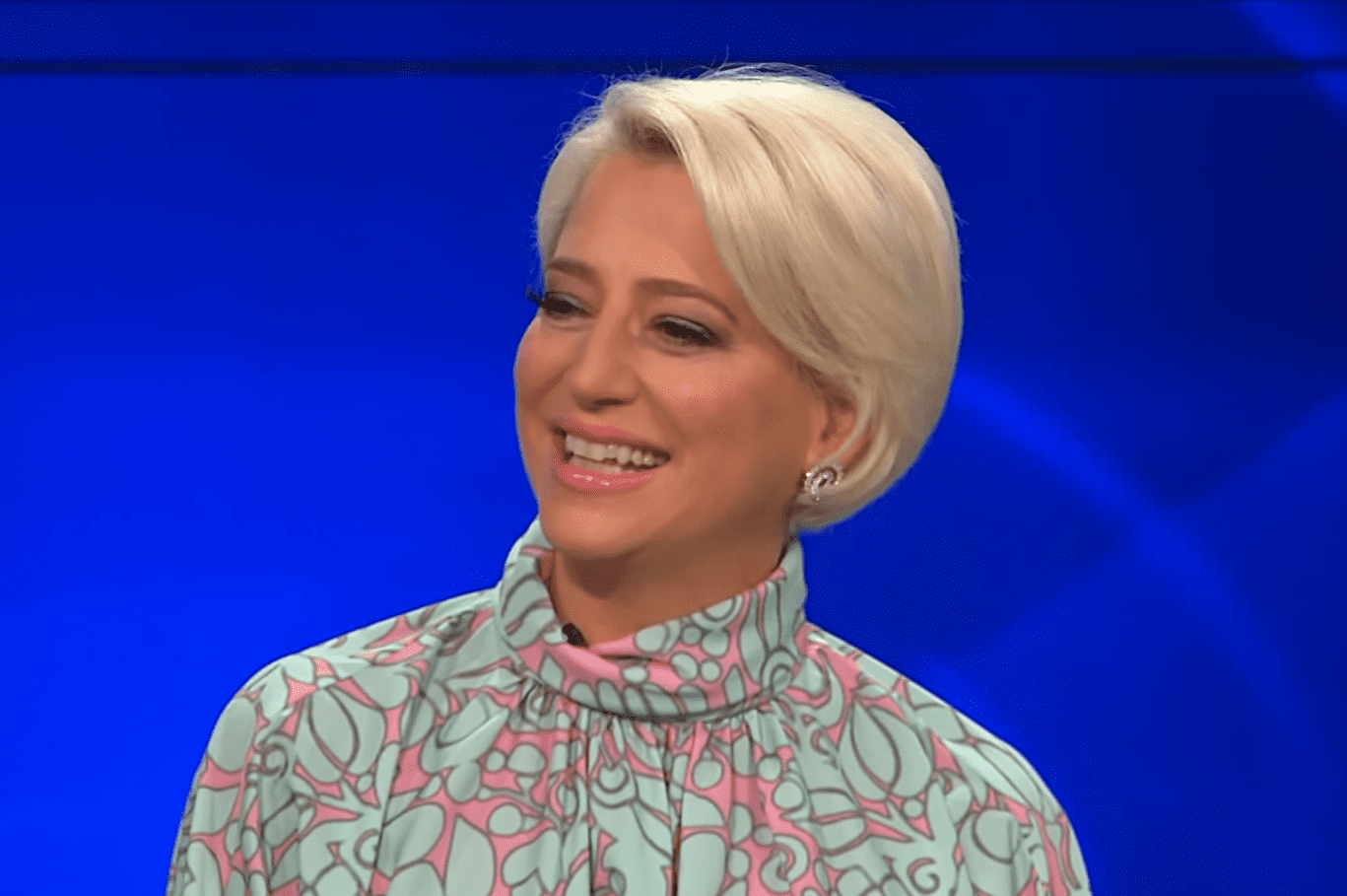 Dorinda Medley on an interview on Being the "Normal" New York Housewife. | Photo: Youtube/KTLA 5