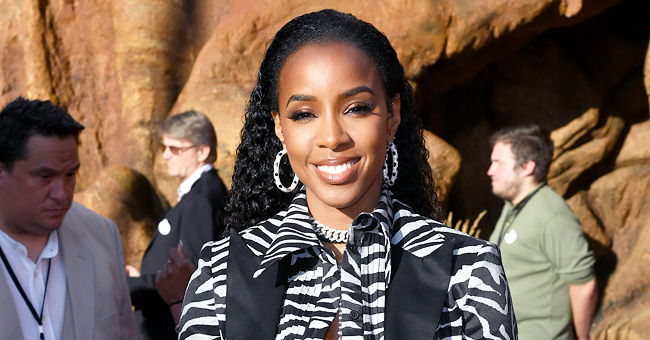 Kelly Rowland Shows off Great Physique in Yellow Swimsuit in Impromptu Backyard 'Shoot