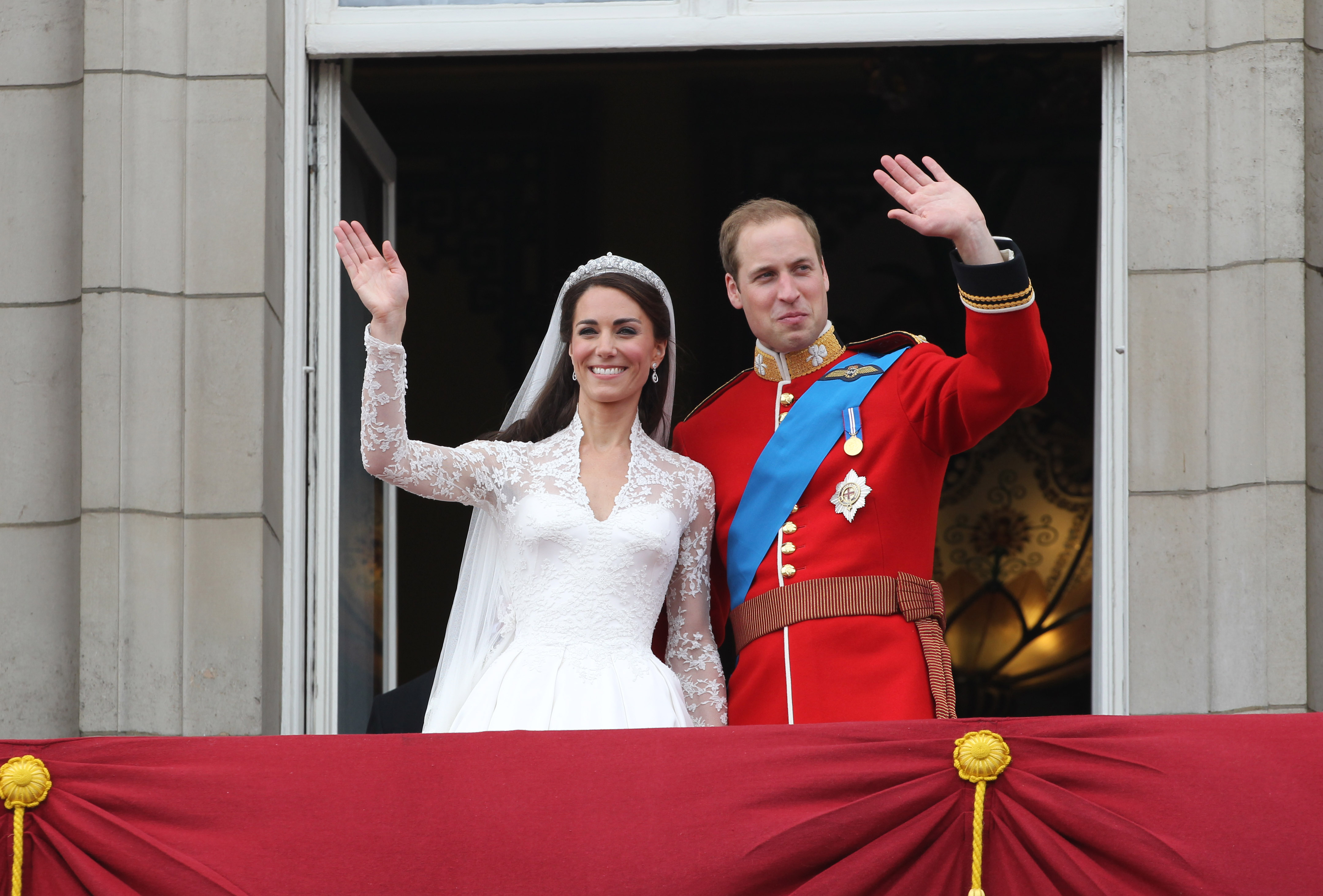 Kate Middleton and Prince William pictured on their wedding day on April 29, 2011, in London, England. | Source: Getty Images