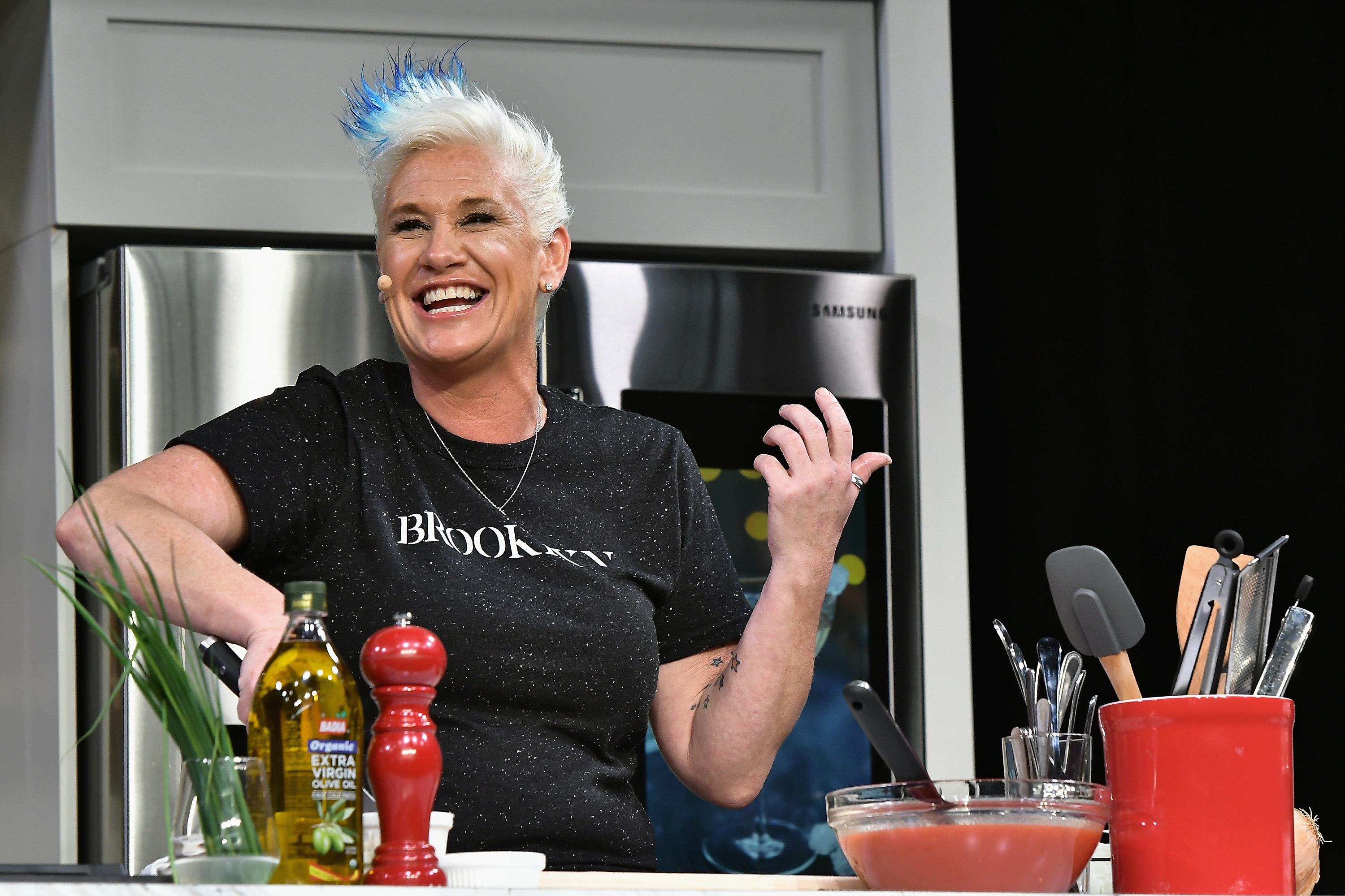 Anne Burrell flashing a bright smile during the New York City Wine & Food Festival on October 14, 2017. | Source: Getty Images