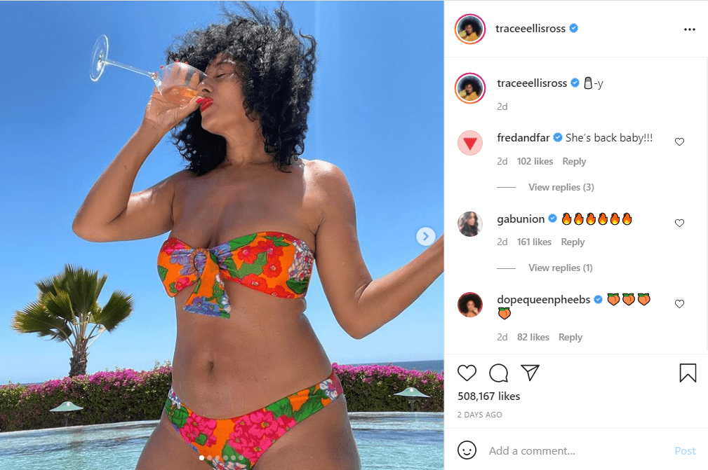 Tracee Ellis Ross displays her fit physique in a bright-colored bikini while in the pool. | Photo: instagram.com/traceeellisross