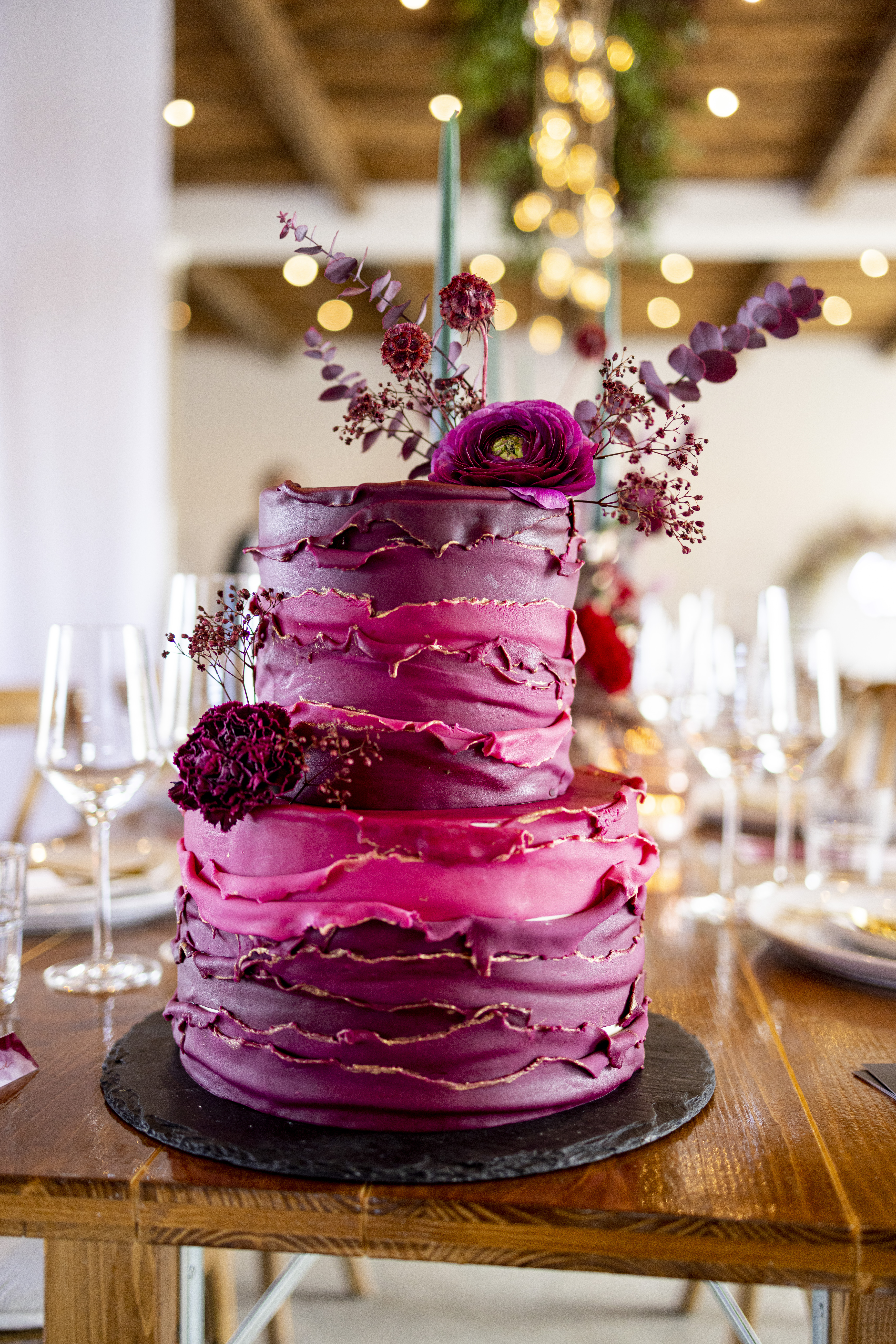 A big cake | Source: Getty Images