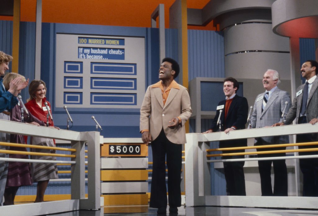 Nipsey Russell with contestants, hosting the unsold ABC tv game show pilot "The Ratings Game" | Source: Getty Images