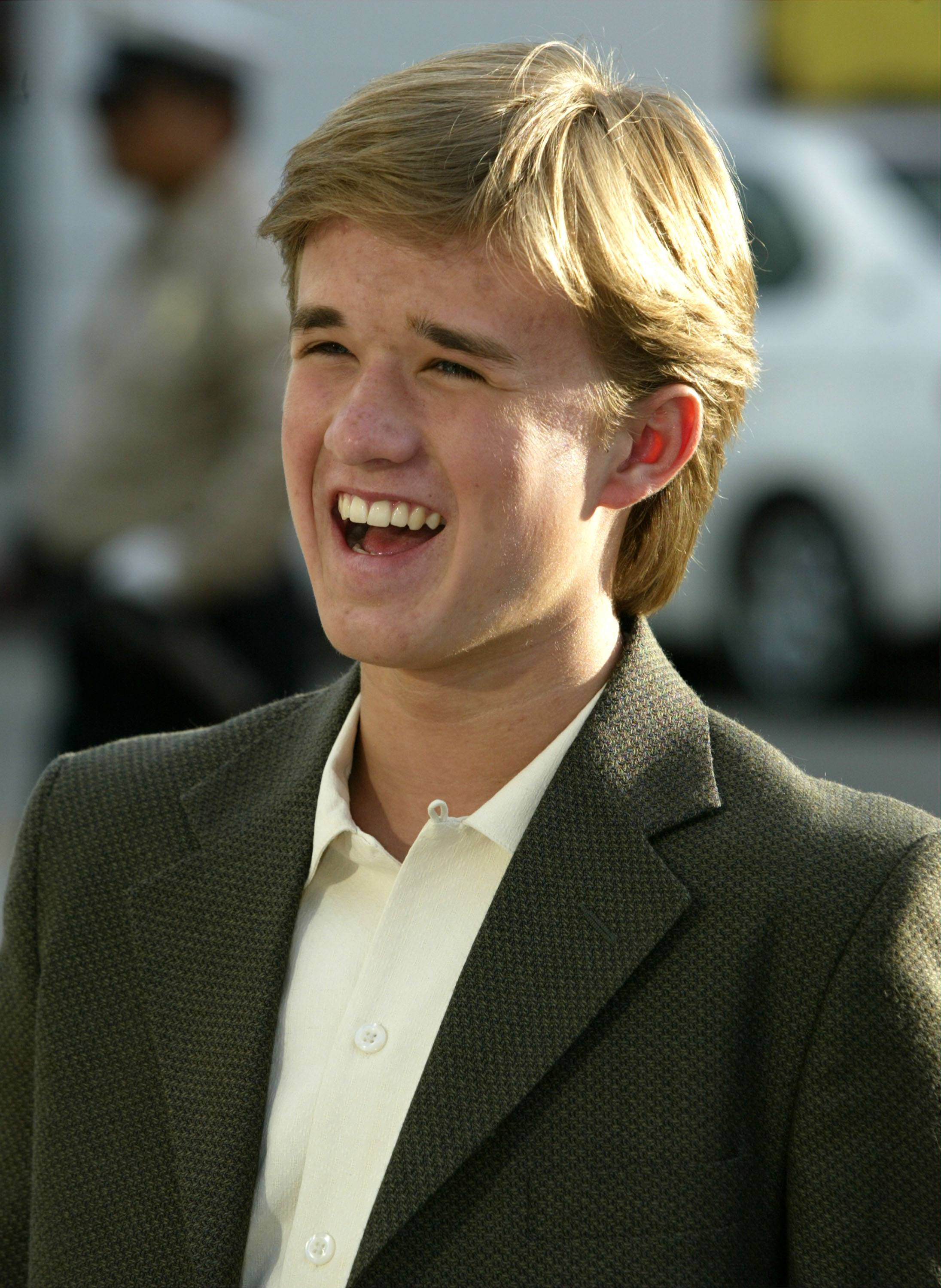 Haley Osment attends the world premiere of "Open Range,"  2003 | Source: Getty Images