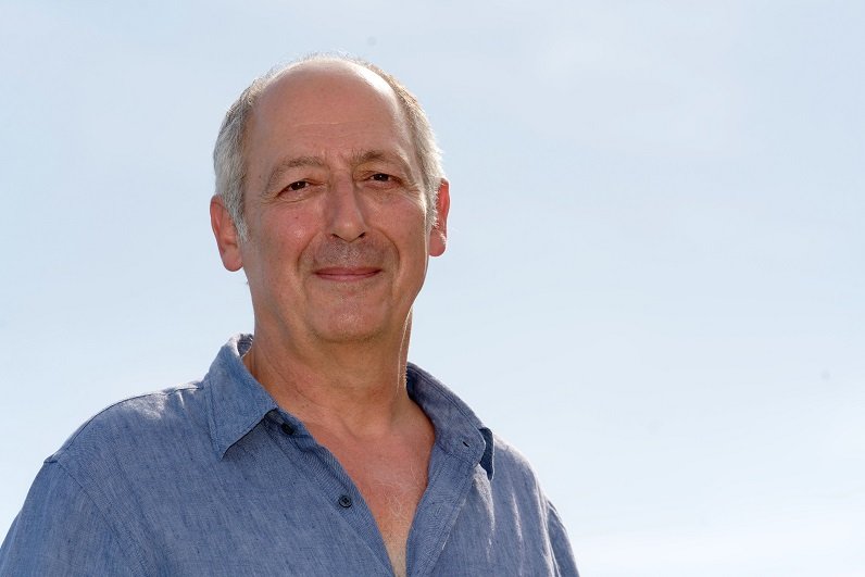 Sam Karmann assiste au 21ème Festival de fiction TV à La Rochelle: quatrième jour le 14 septembre 2019 à La Rochelle, France. | Photo : Getty Images Sam Karmann assiste au 21ème Festival de fiction TV à La Rochelle: quatrième jour le 14 septembre 2019 à La Rochelle, France. | Photo : Getty Images
