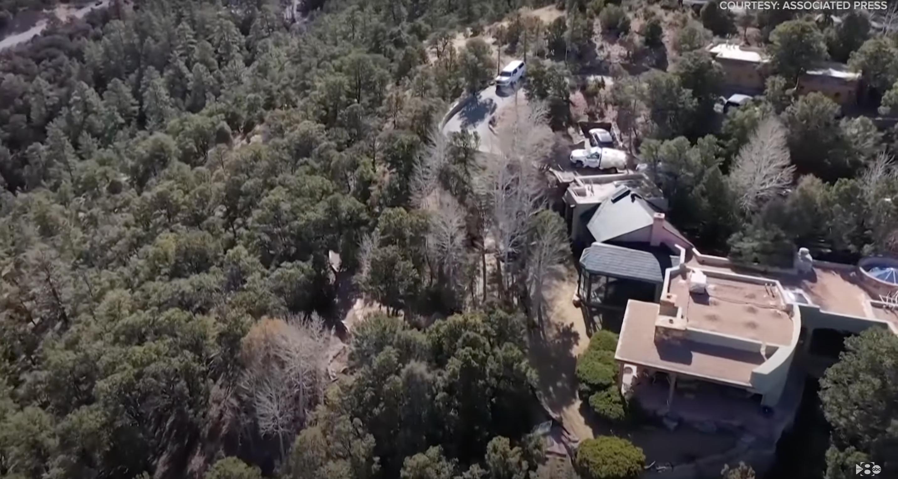 Aerial view of Gene Hackman's home from footage dated February 27, 2025 | Source: Youtube/WFAA