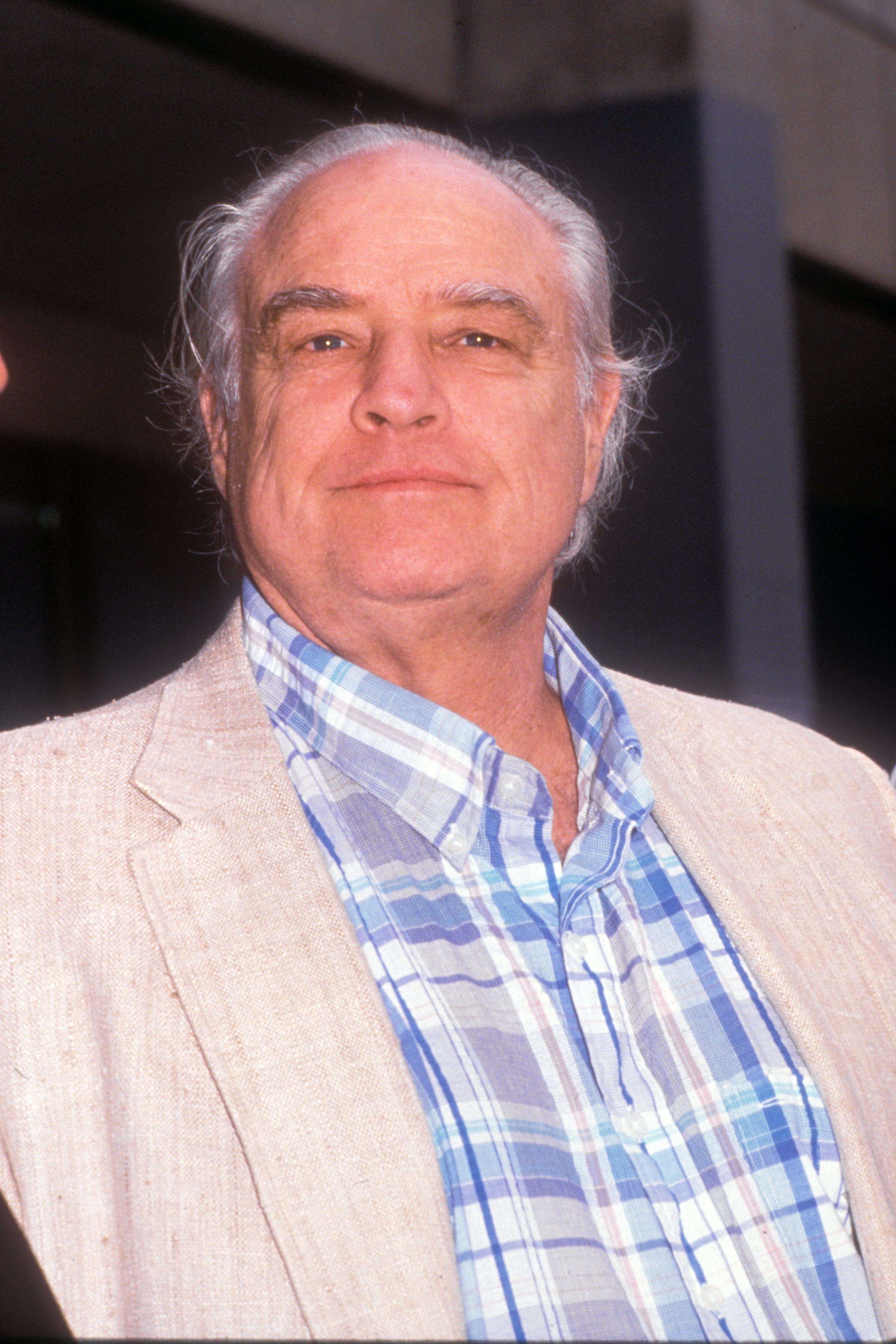 Marlon Brando outside the Los Angeles County Courthouse on June 17, 2004, in Los Angeles, California. | Source: Getty Images