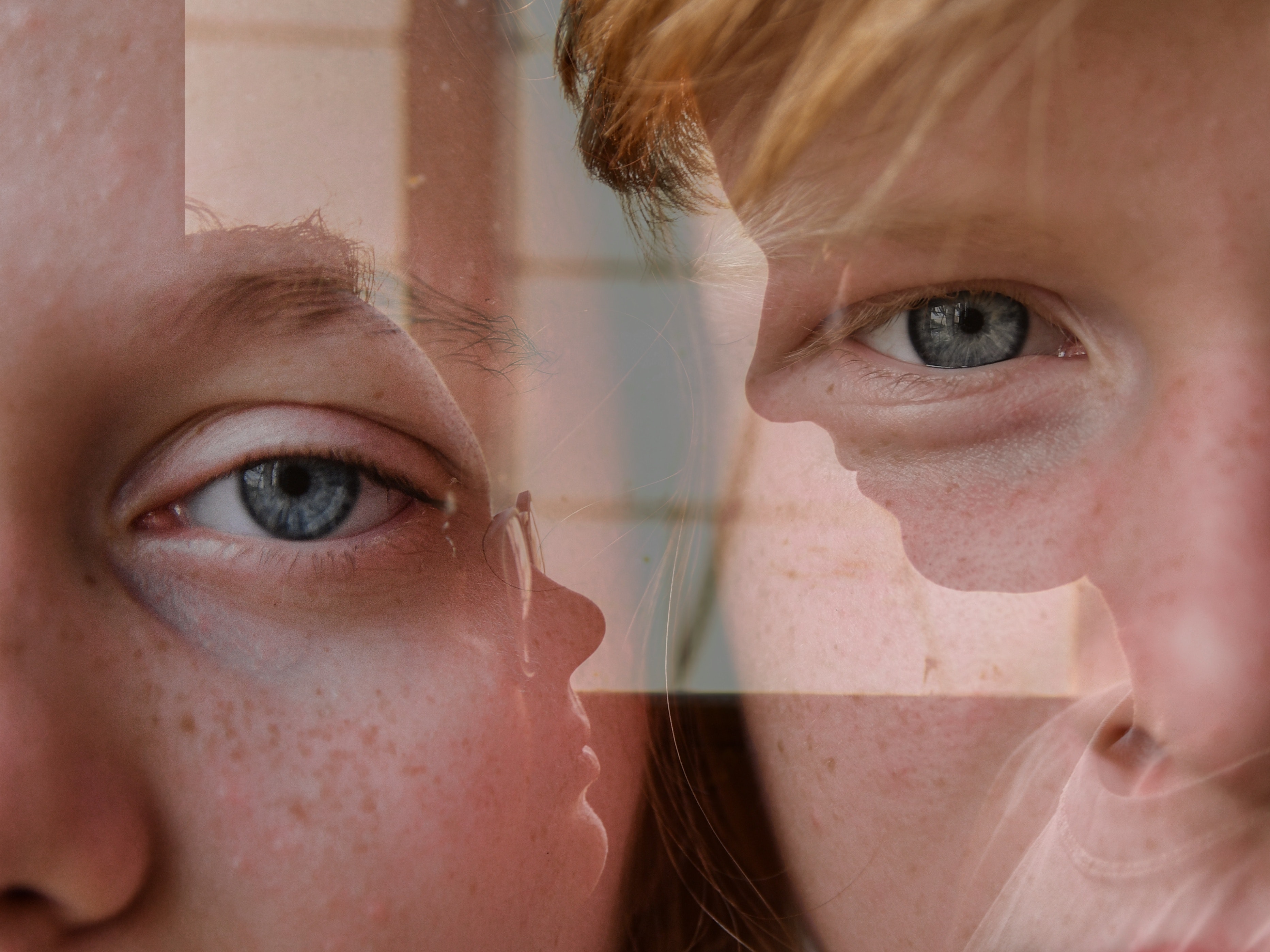 Two individuals staring at the camera. | Source: Pexels