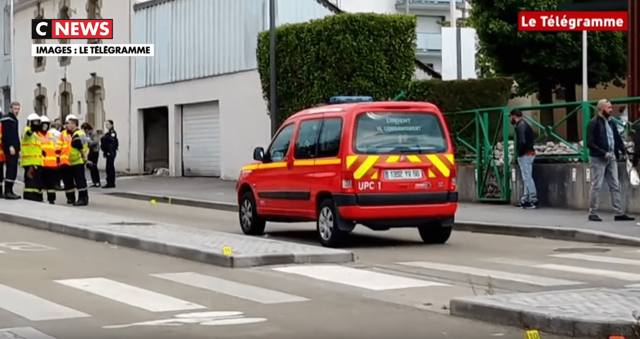Voiture en fuite à Lorient : un enfant mort, un autre blessé | CNEWS : Youtube Voiture en fuite à Lorient : un enfant mort, un autre blessé | CNEWS : Youtube