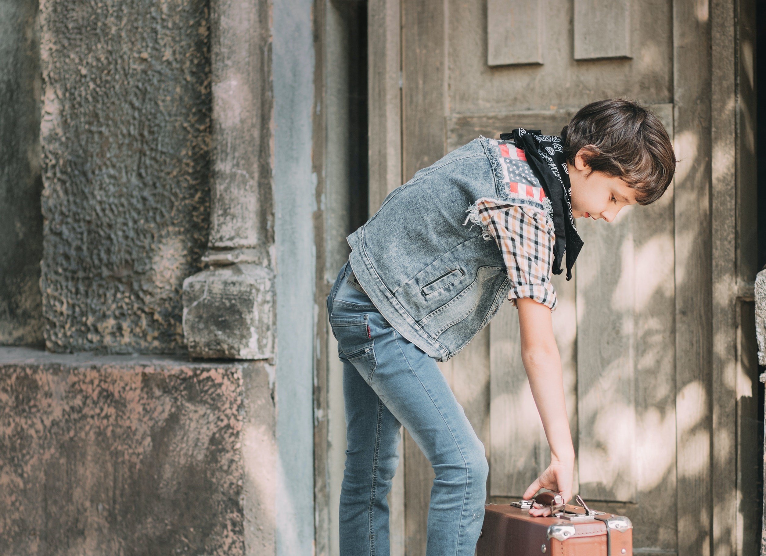 Dylan continued with his gig, assuming the grandpa had forgotten about the donuts he promised. | Source: Pexels