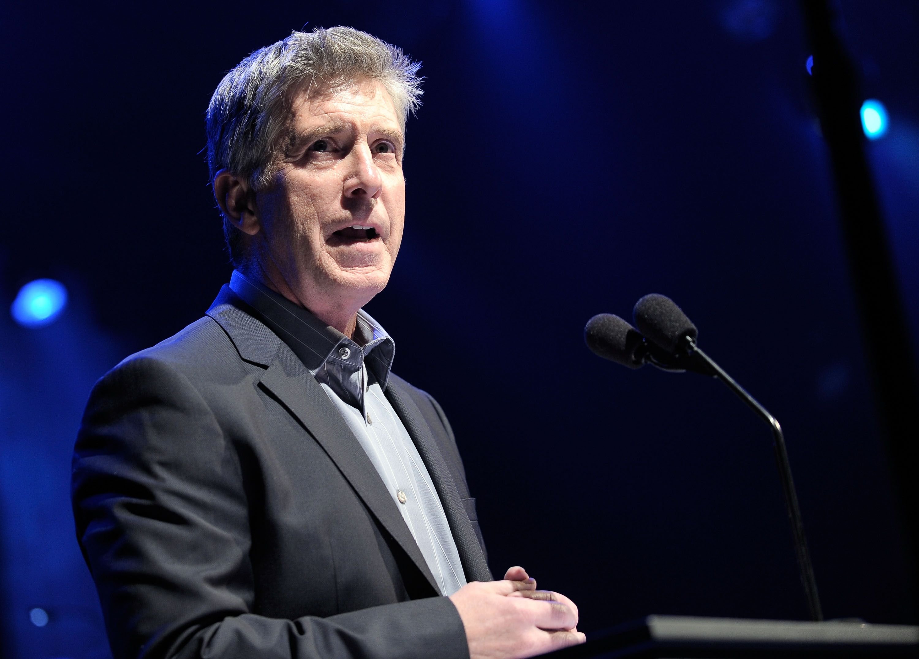 Host Tom Bergeron speaks onstage at UNICEF Playlist With The A-List at El Rey Theatre on March 15, 2012 | Photo: Getty Images