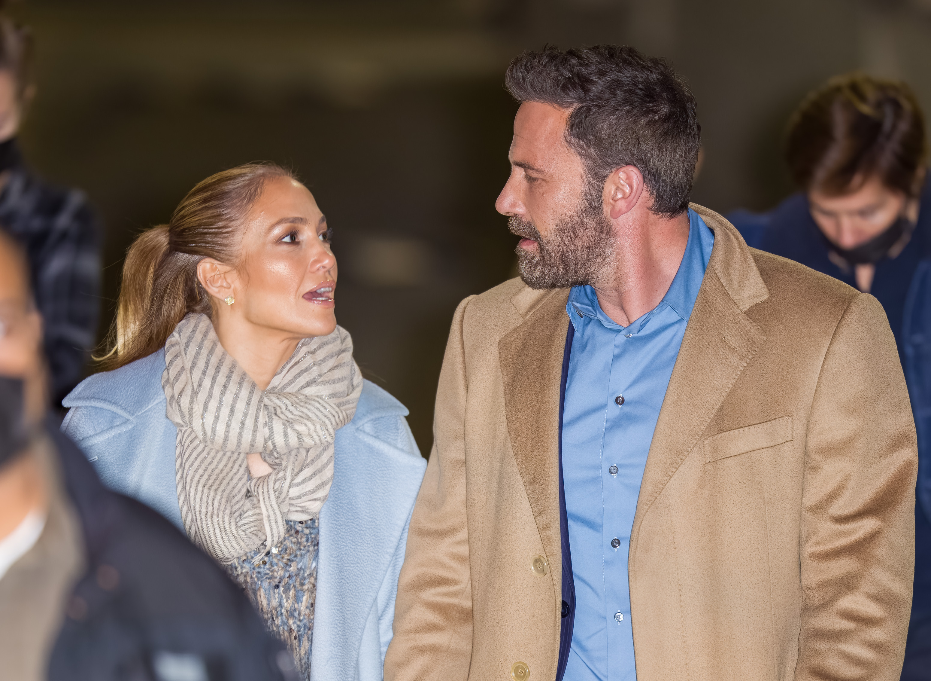 Jennifer Lopez and Ben Affleck in Los Angeles on December 15, 2021 | Source: Getty Images