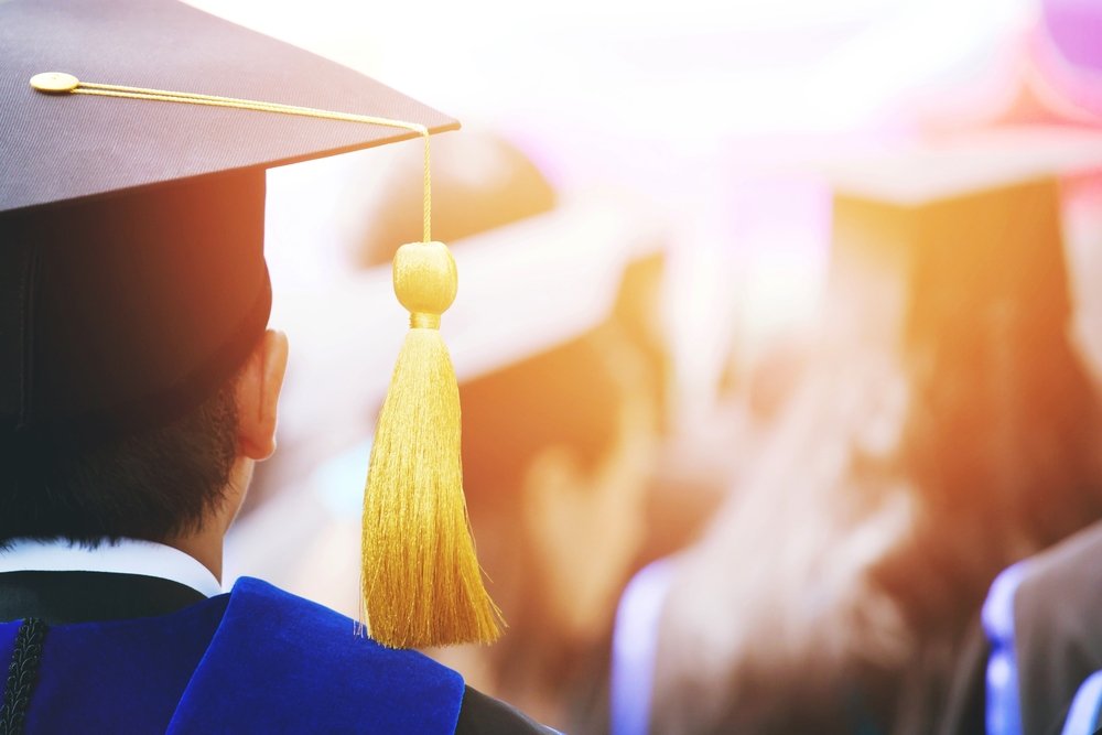 A photo of college graduates | Photo: Shutterstock