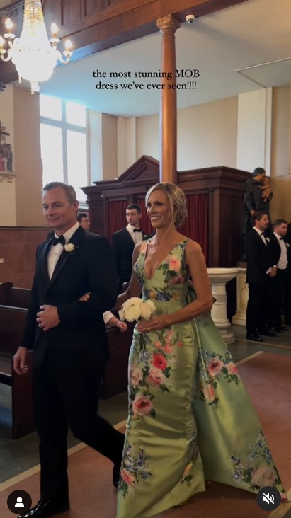 Amanda DeWitt and Robert Chance DeWitt at their daughter's wedding in a clip uploaded on June 5, 2024 | Source: Instagram/capturedbychloe.co