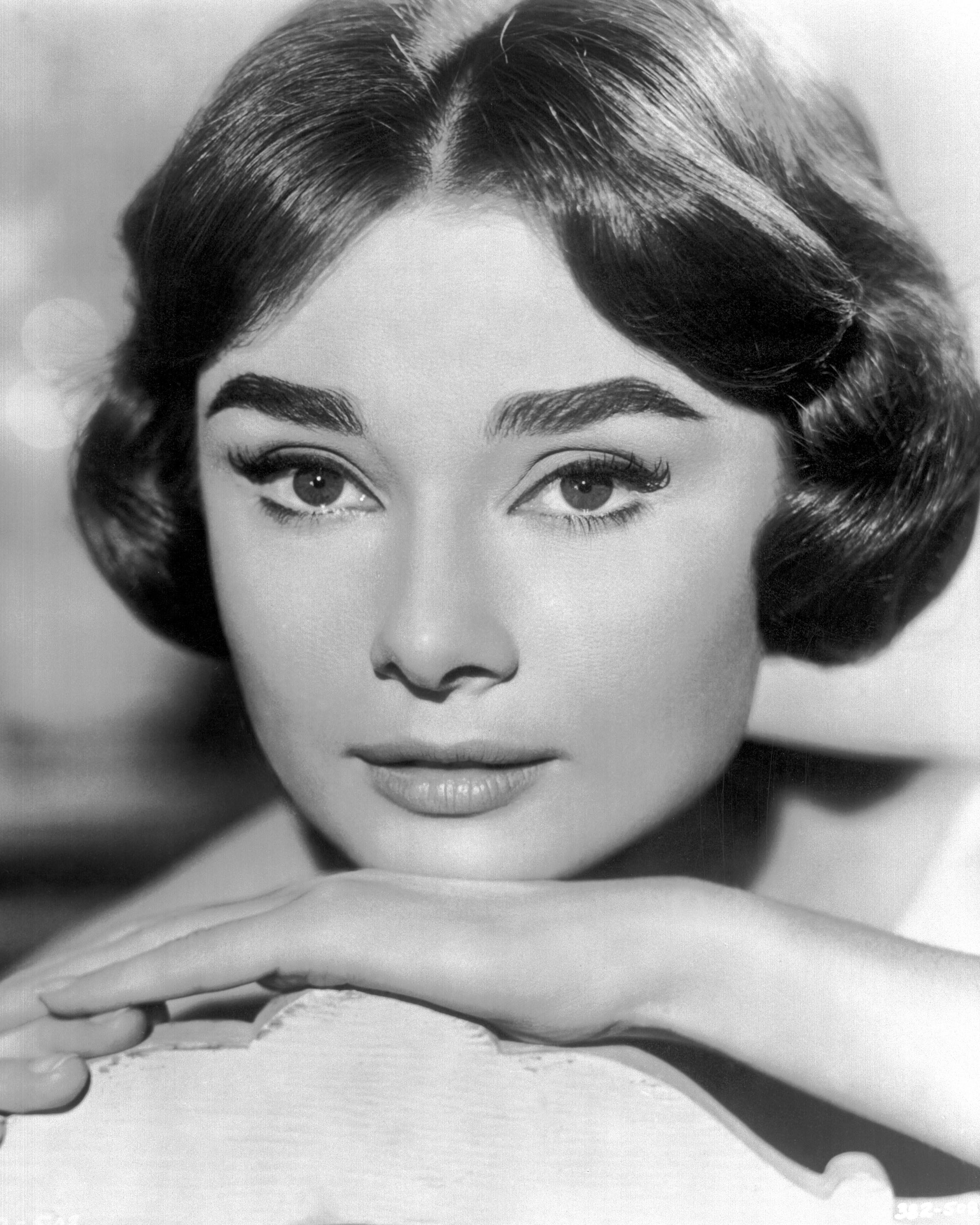 A portrait of Audrey Hepburn taken in 1955 | Source: Getty Images