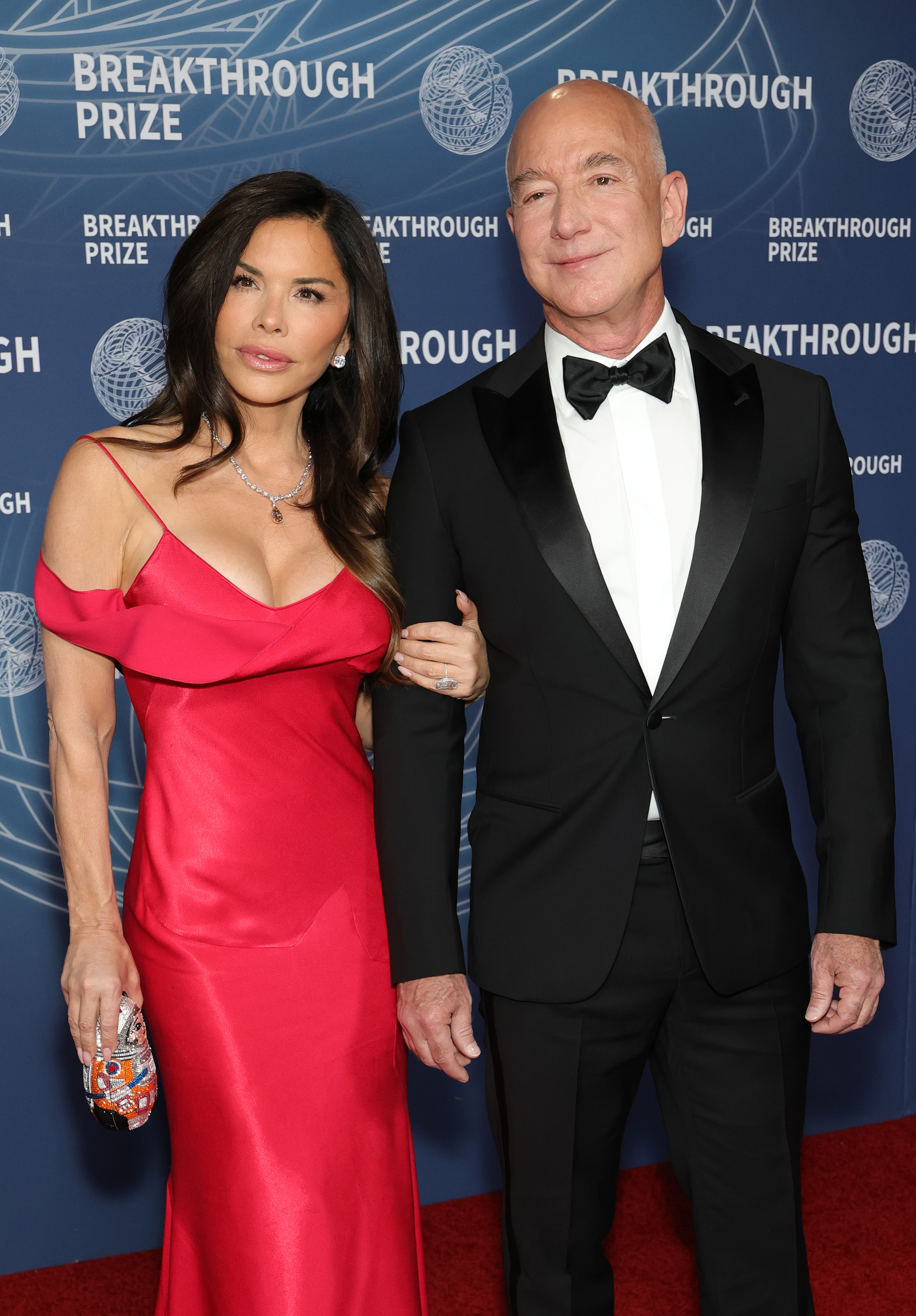 Lauren Sánchez and Jeff Bezos at the 11th Breakthrough Prize Ceremony on April 5, 2025, in Santa Monica, California. | Source: Getty Images