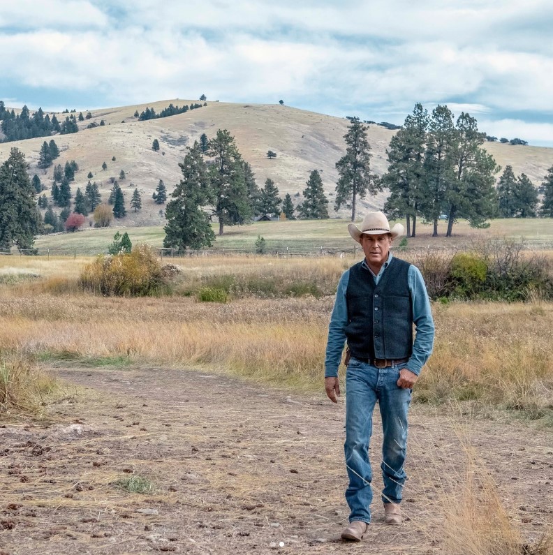 Kevin Costner as John Dutton on "Yellowstone" in a post dated October 12, 2023 | Source: Instagram/yellowstone