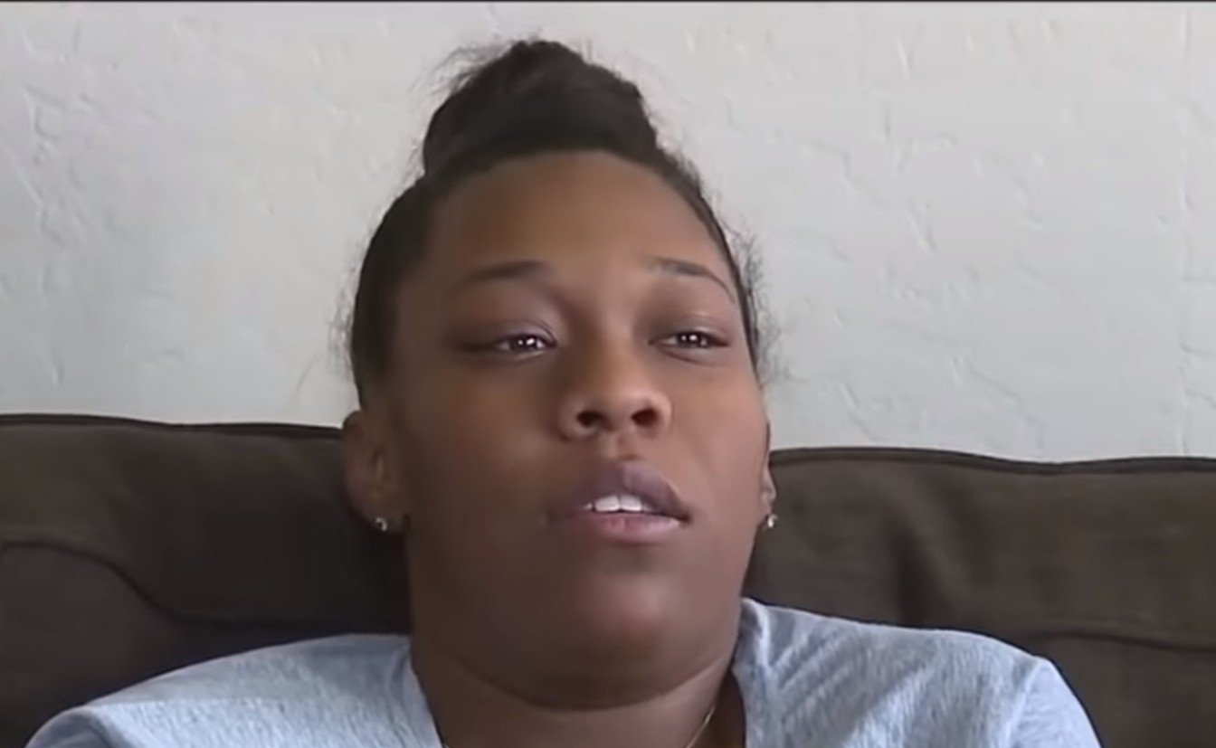 Monique racontant les événements. l Source: YouTube/CBS Philly