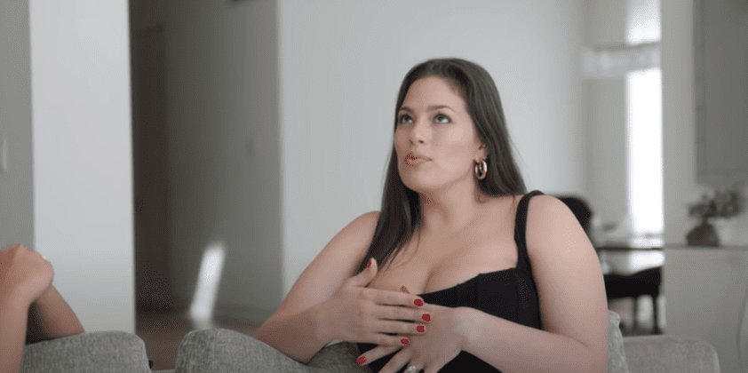 Photo of Ashley Graham during an interview | Photo: Youtube / Ashley Graham