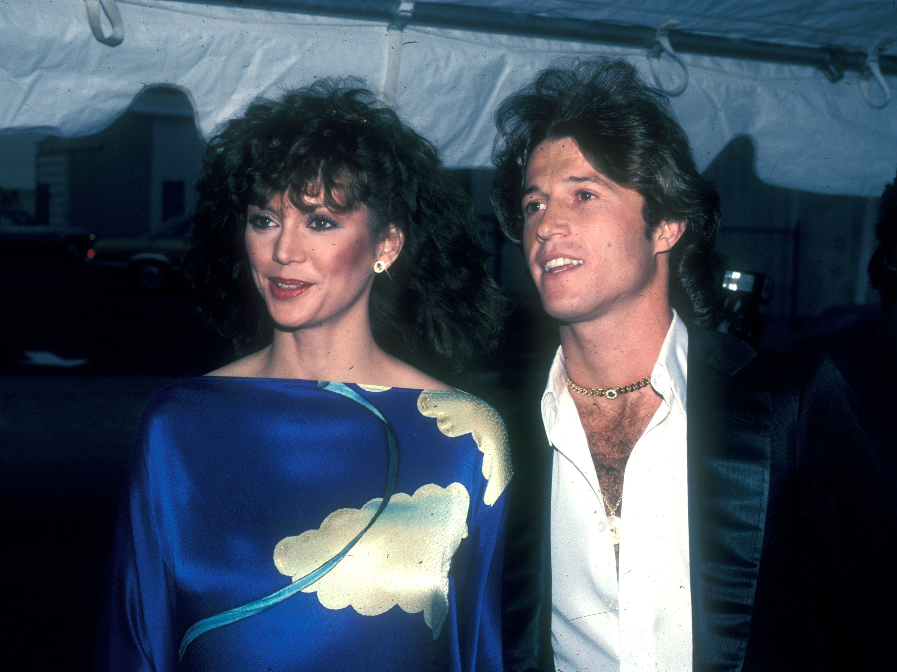 Victoria Principal and Andy Gibb at the Peoples Choice Awards, circa 1981 | Source: Getty Images